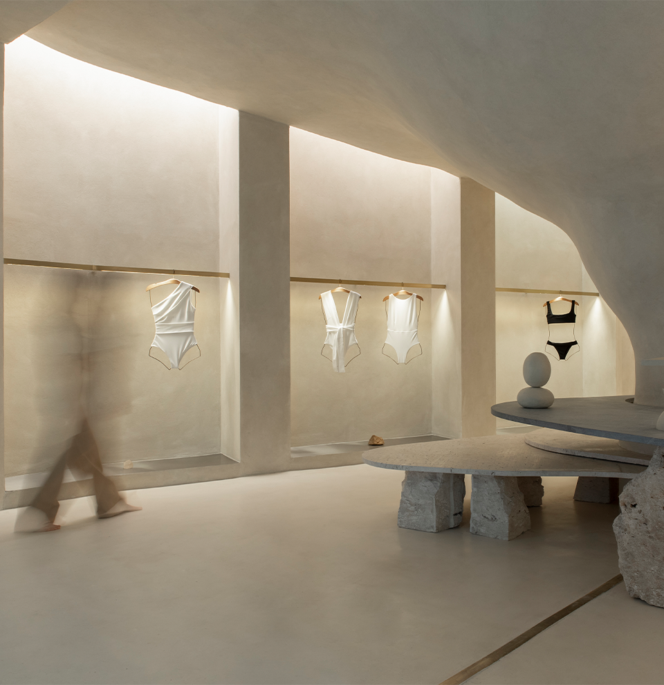 SHOPPING LEBLON 2° PISO