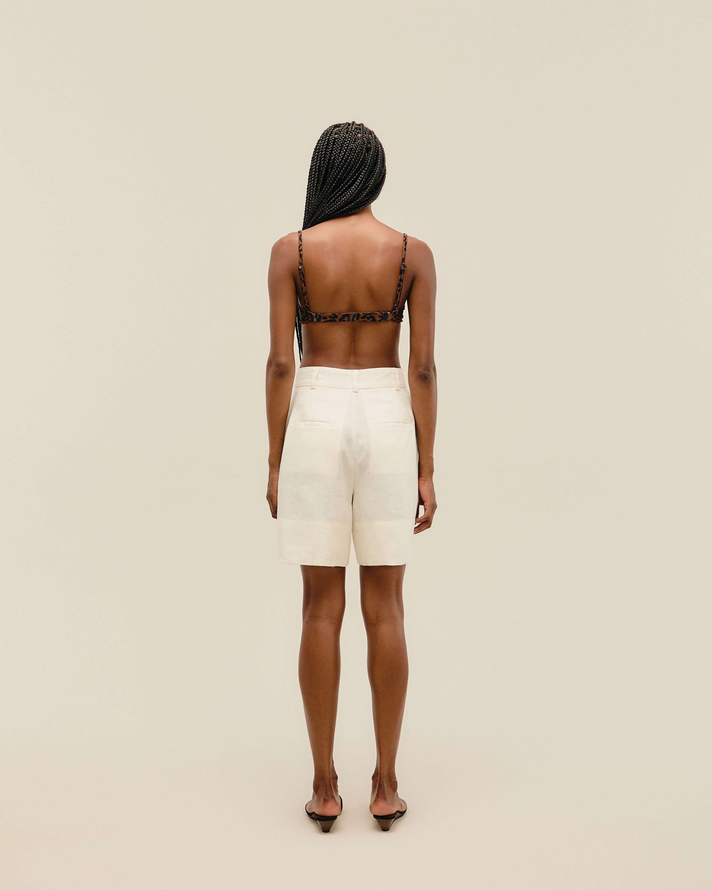 Bermuda Giovana Linho Off-White