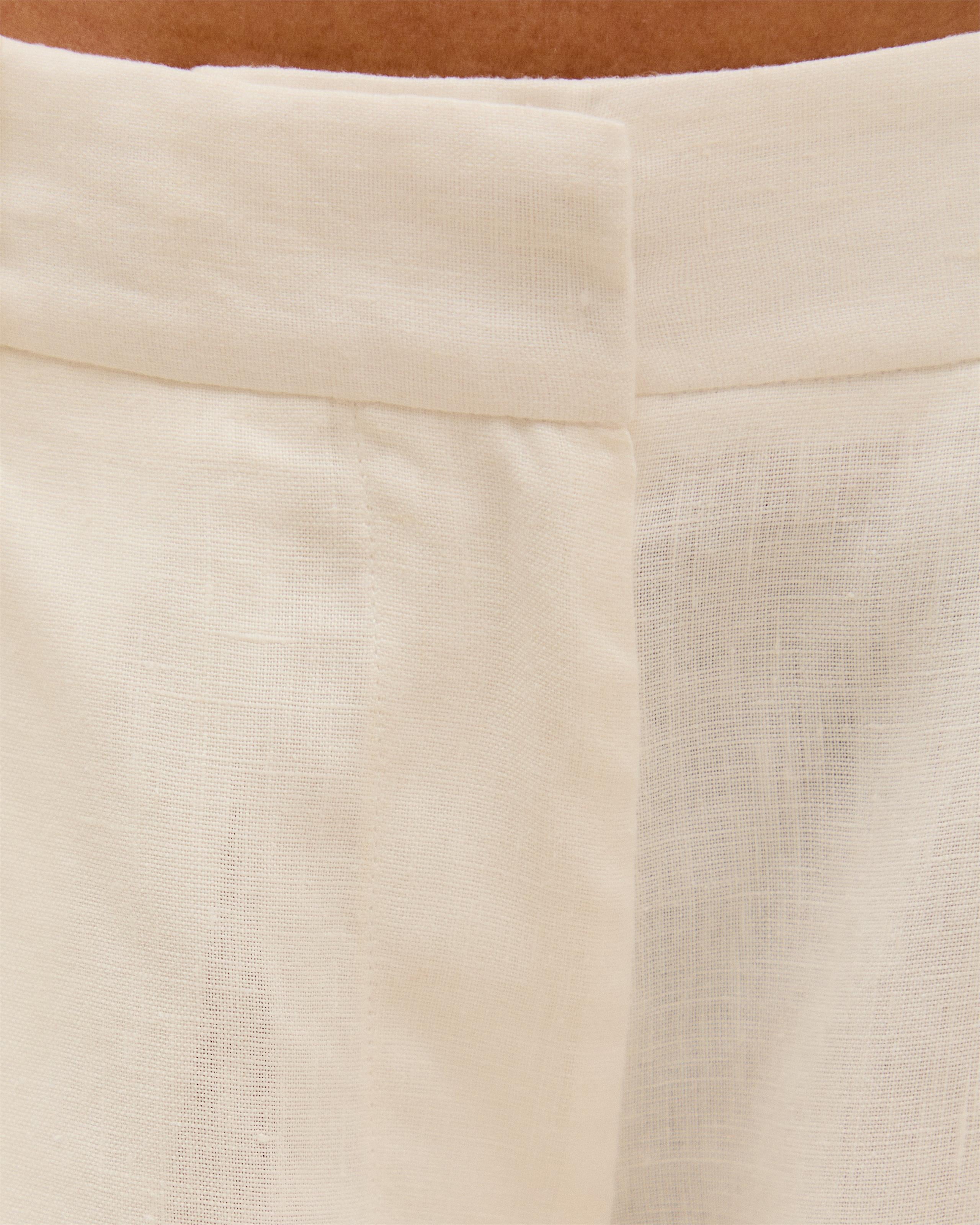 Bermuda Larissa Linho Off-White