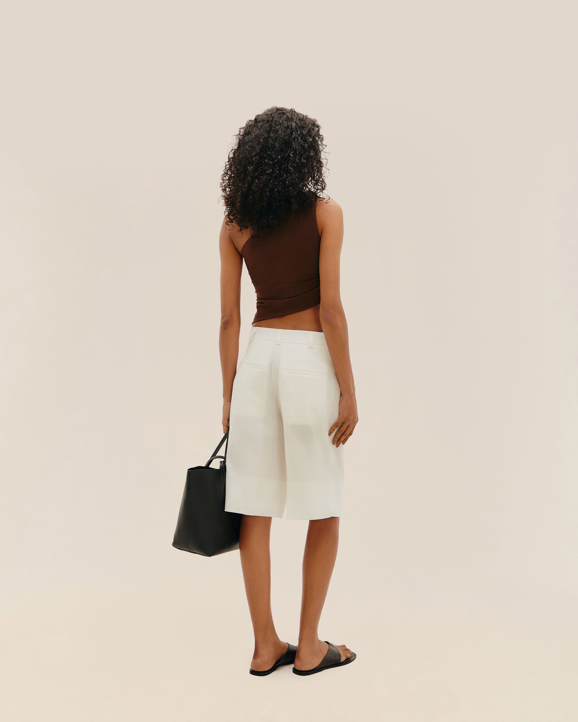 Bermuda Larissa Off-White