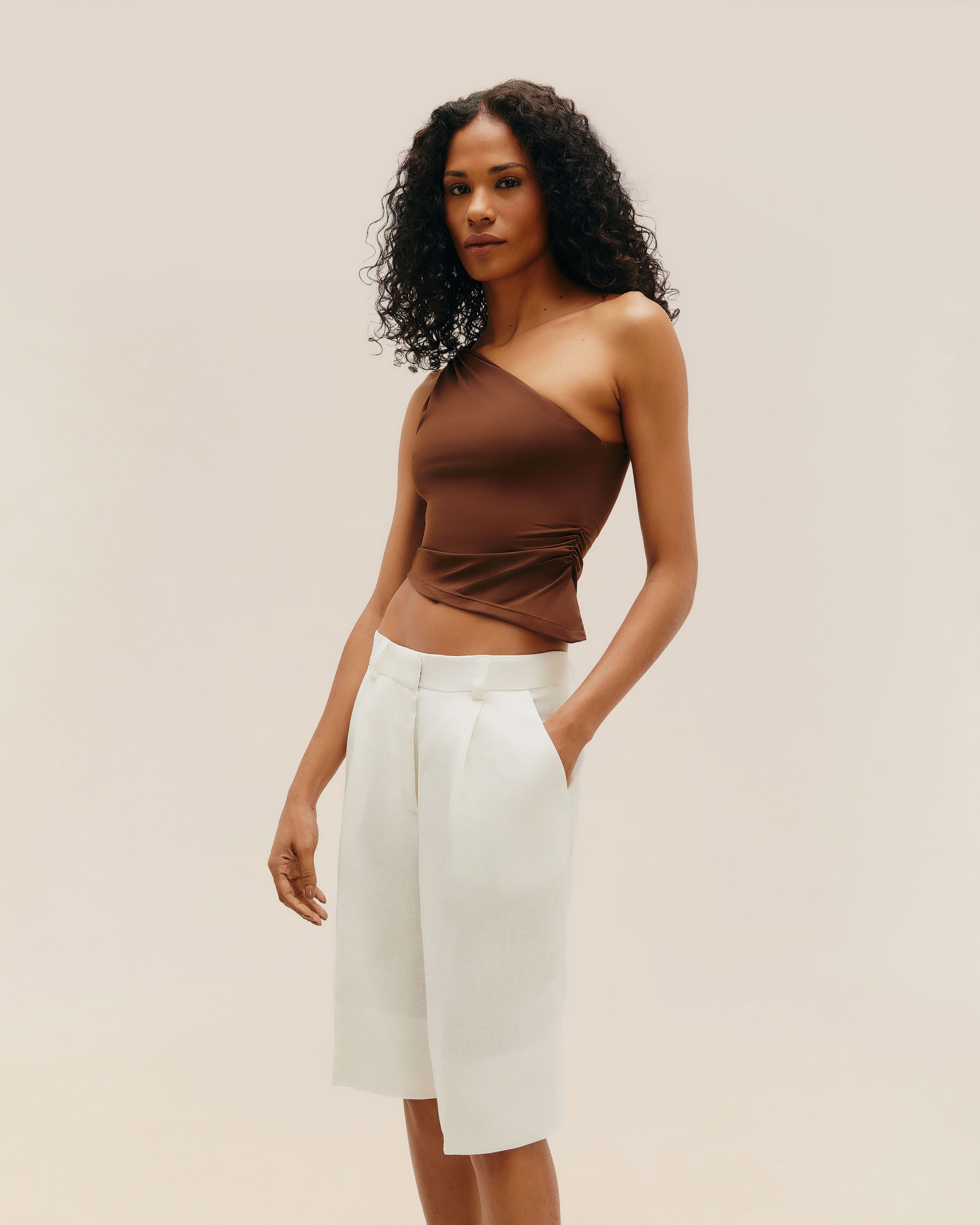 Bermuda Larissa Off-White