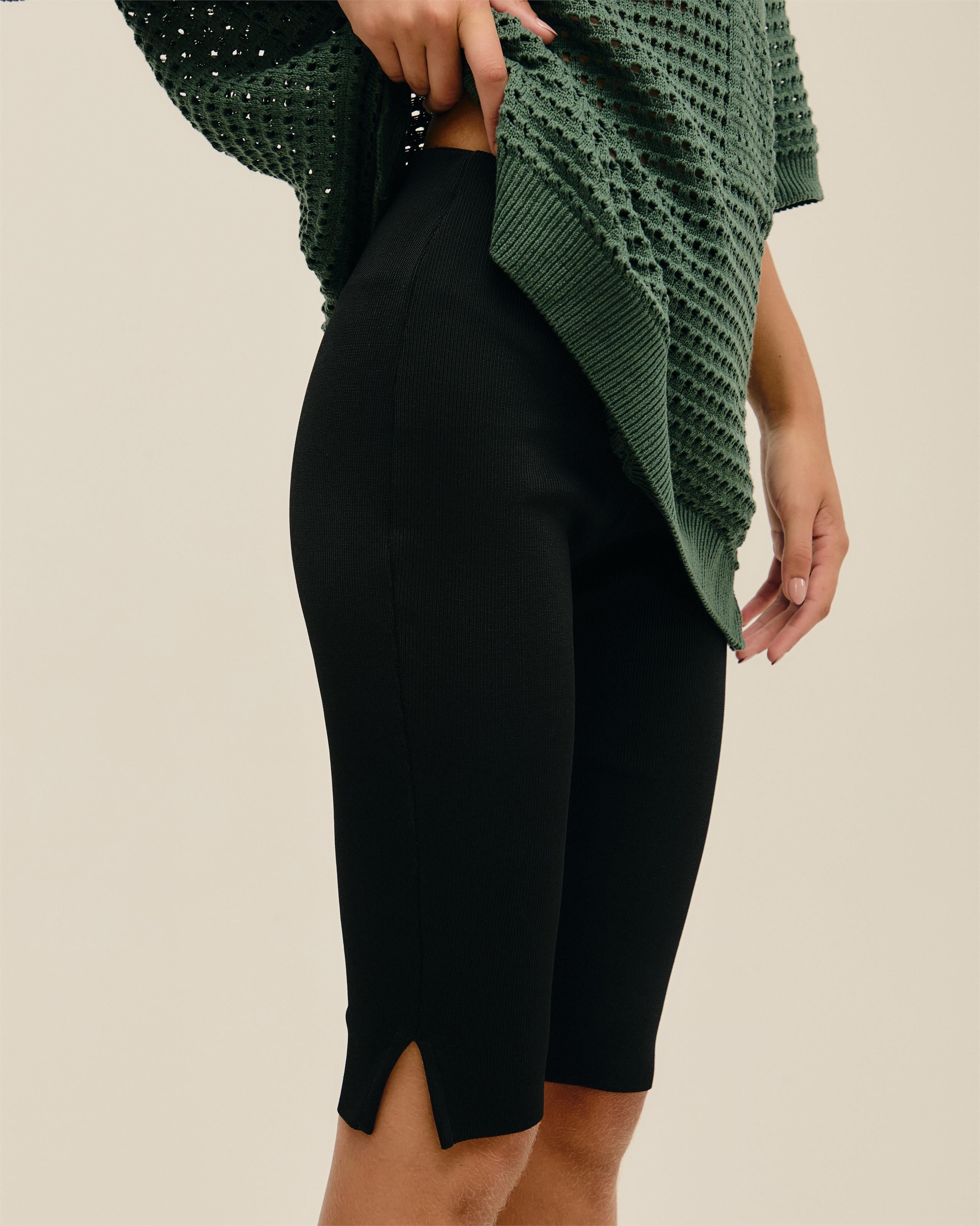 Bermuda Livia Tricot Preto