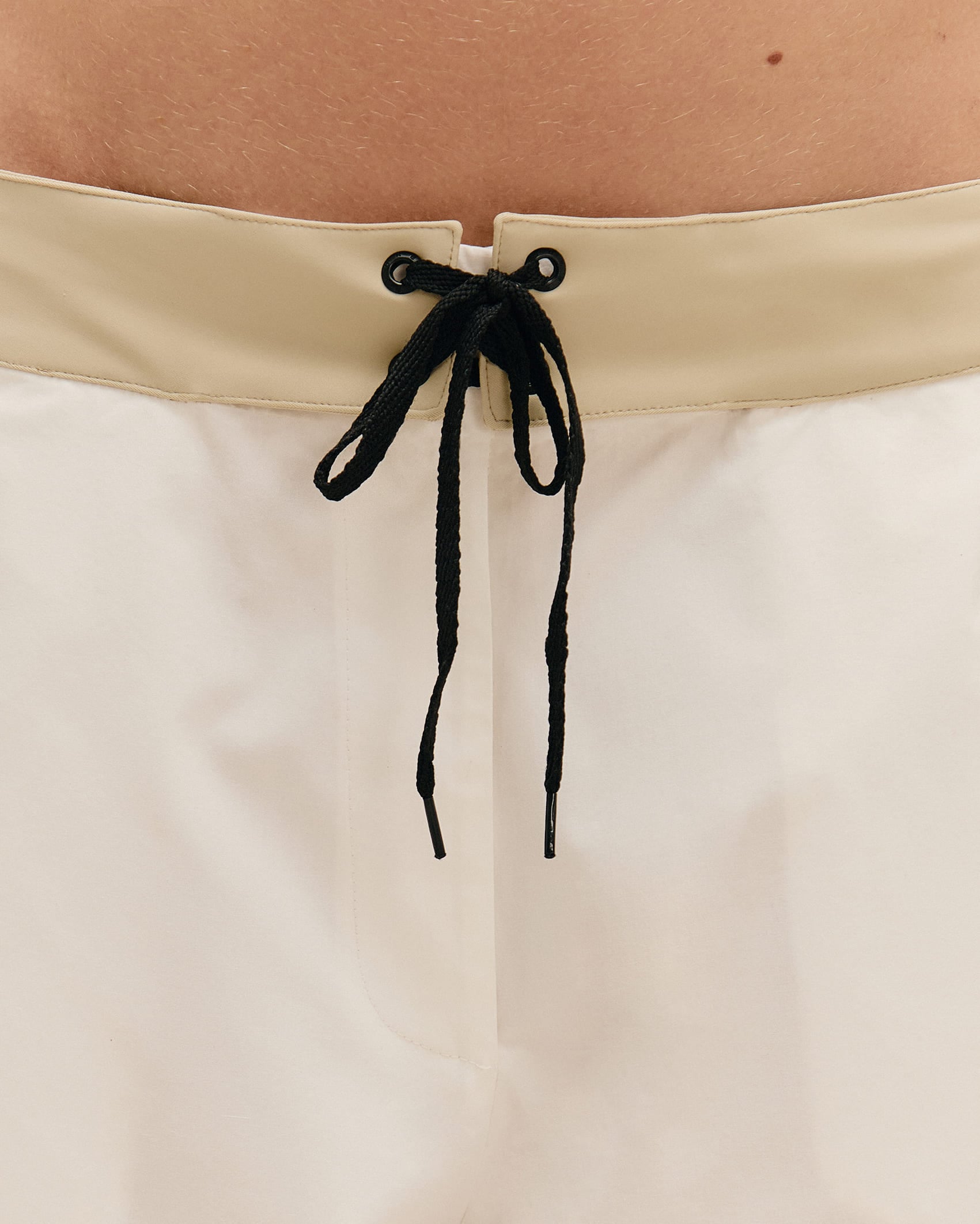 Bermuda Surf Off-White