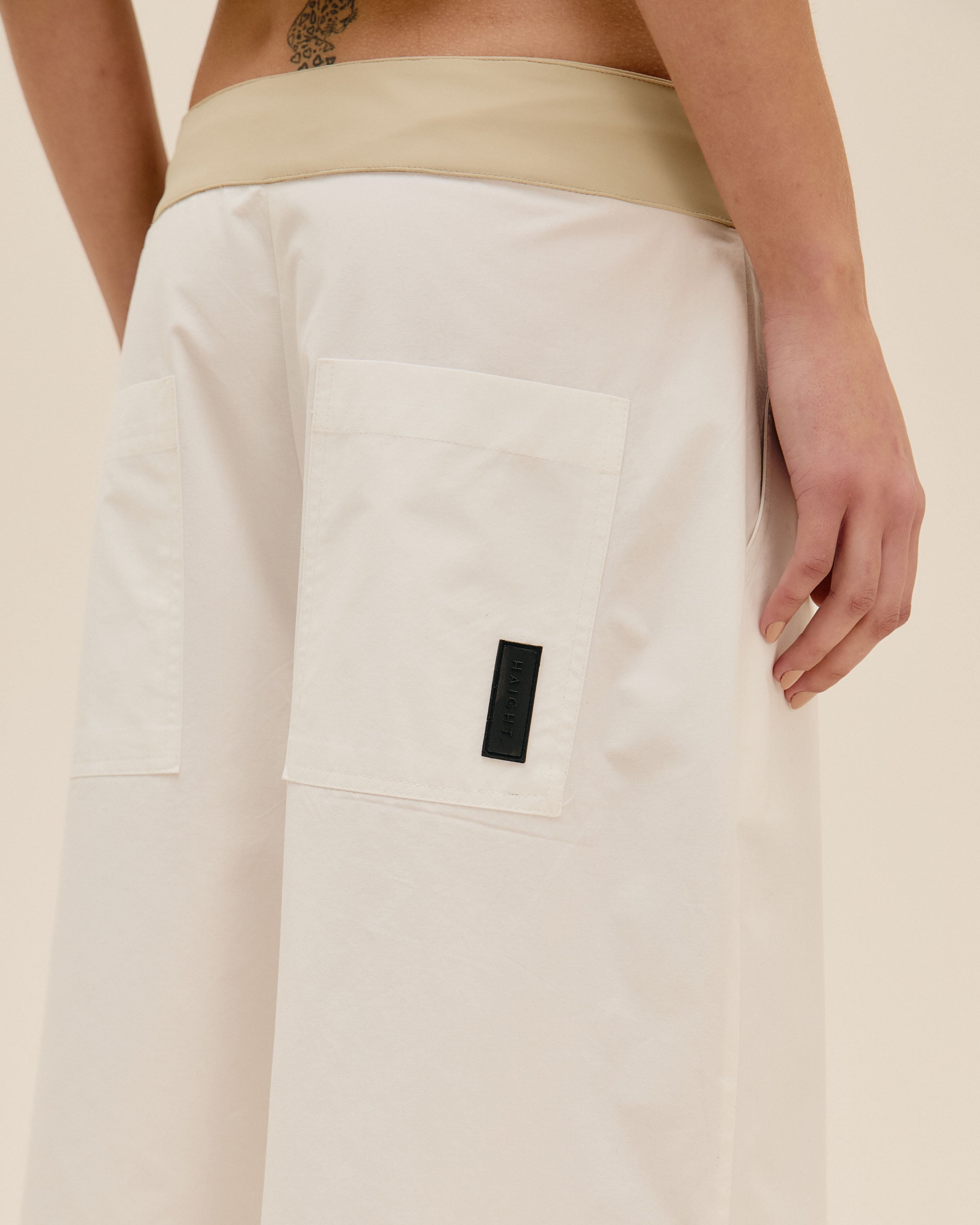 Bermuda Surf Off-White