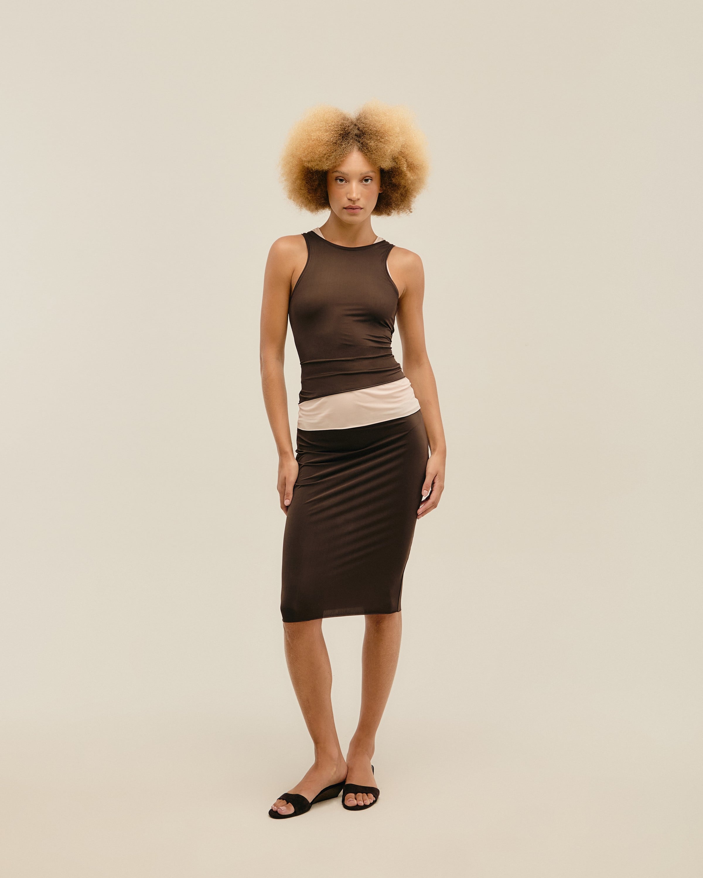 Blusa Ana a Fio Marrom Brauna