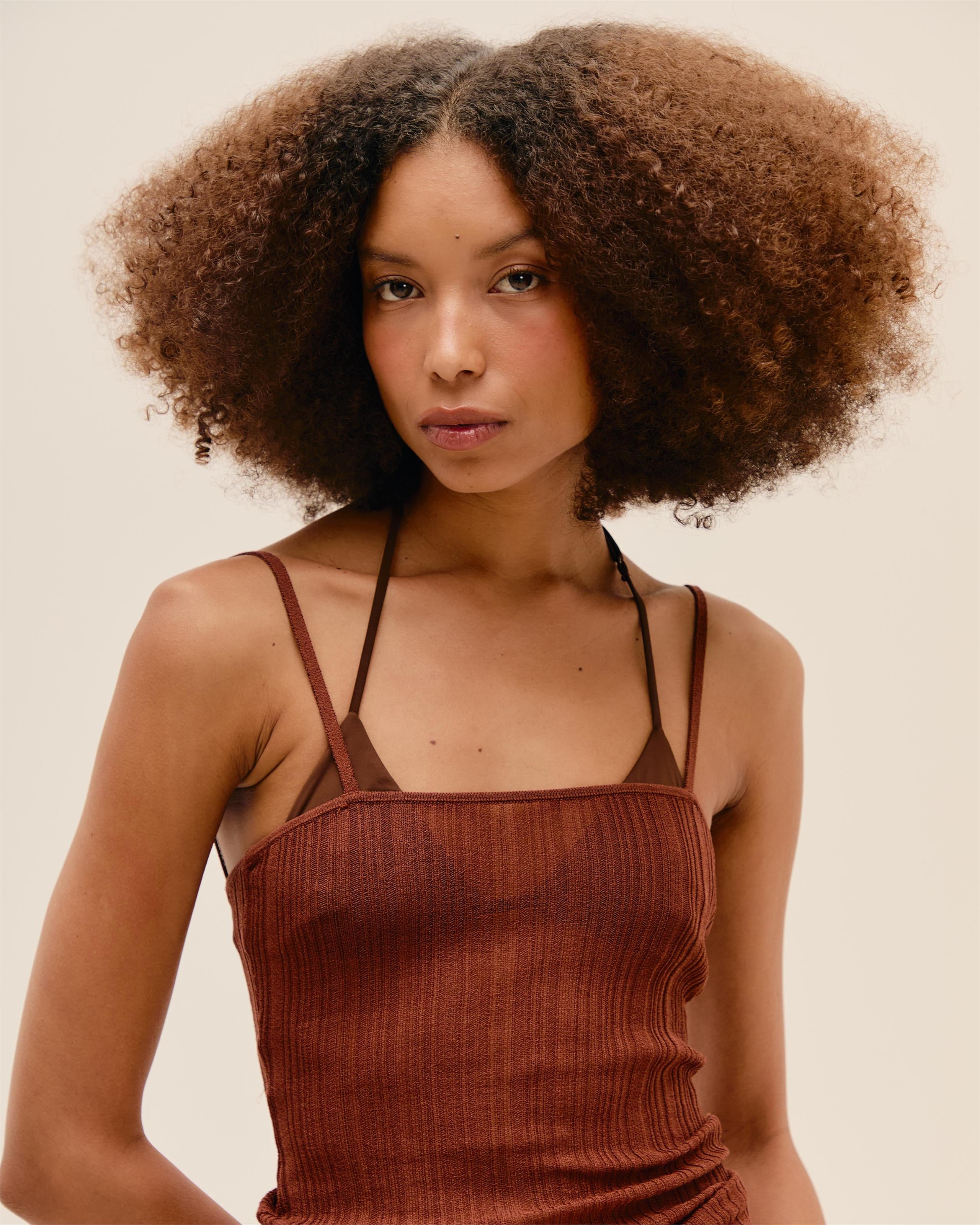 Blusa Ivana Tricot Marrom