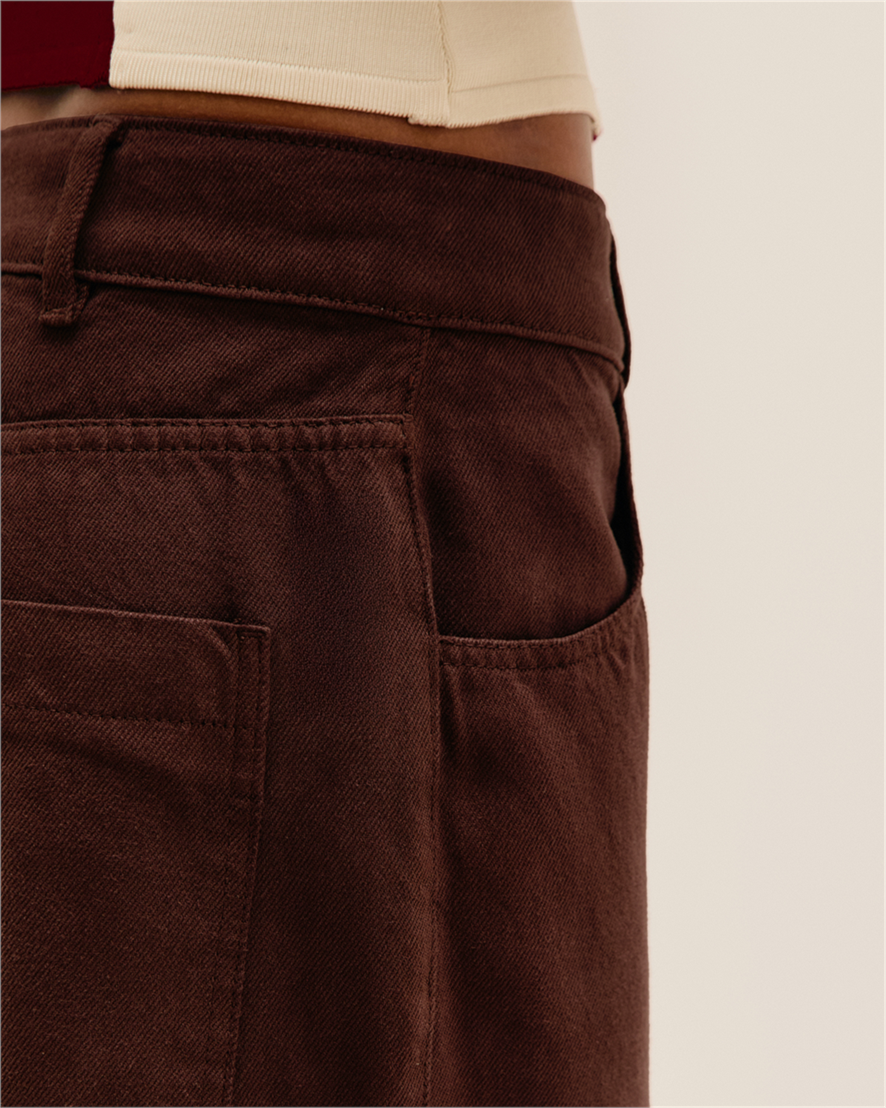 Calça Julia Sarja Marrom Brauna
