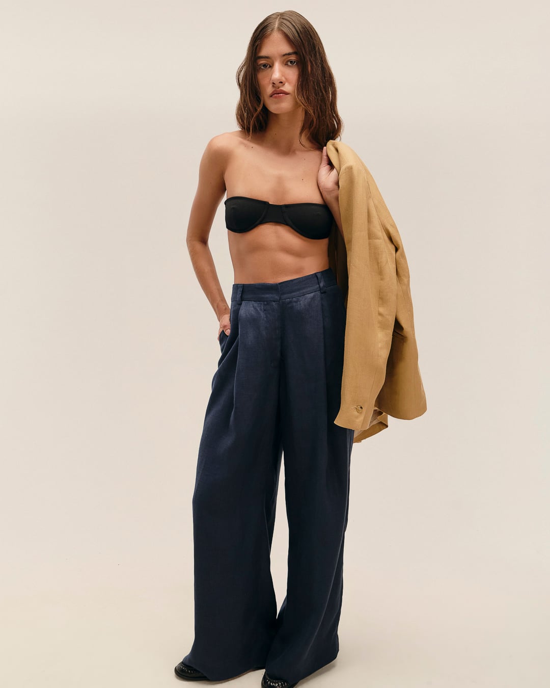 Calça Larissa Linho Marinho Classico
