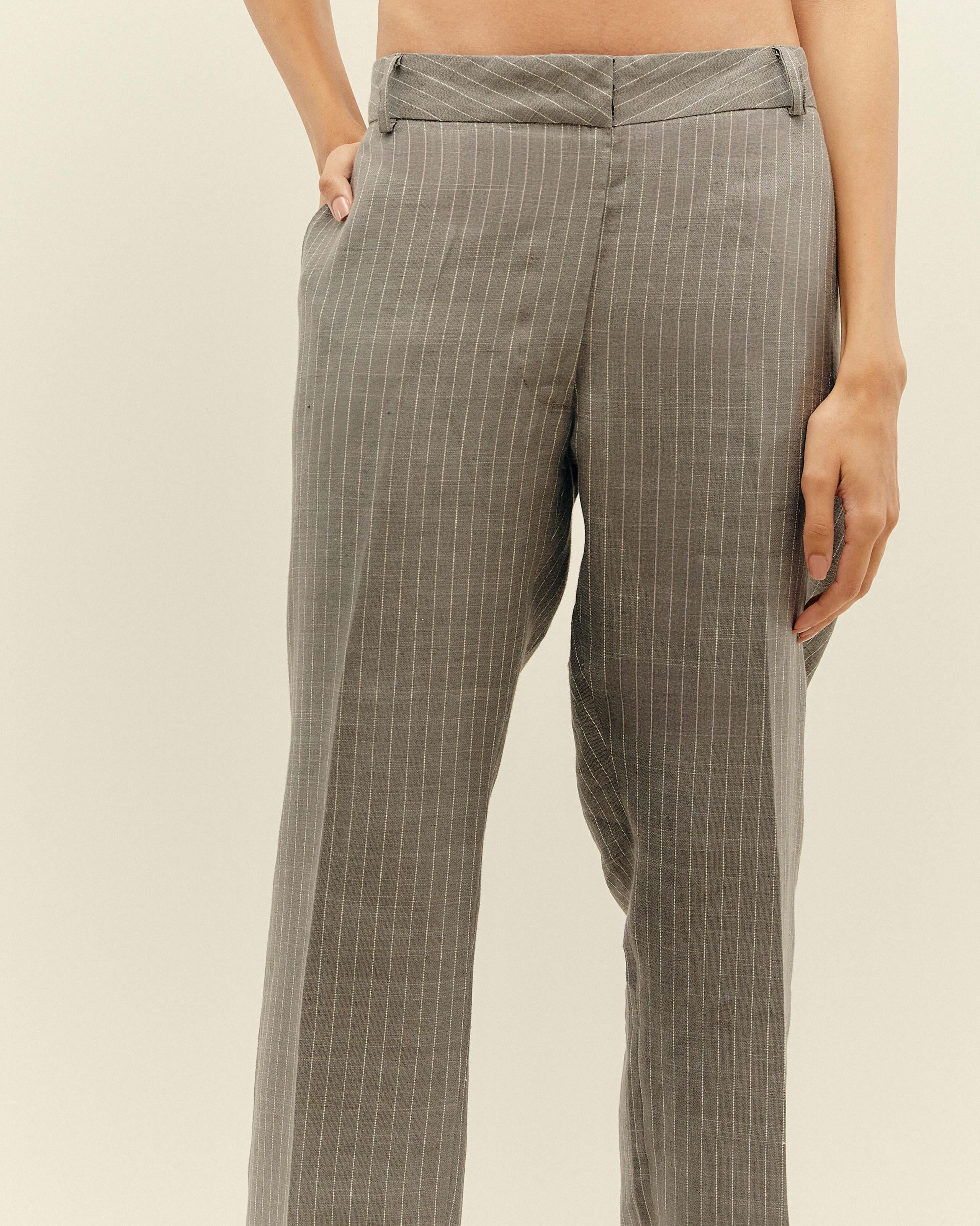 Calça Reta Risca de Giz