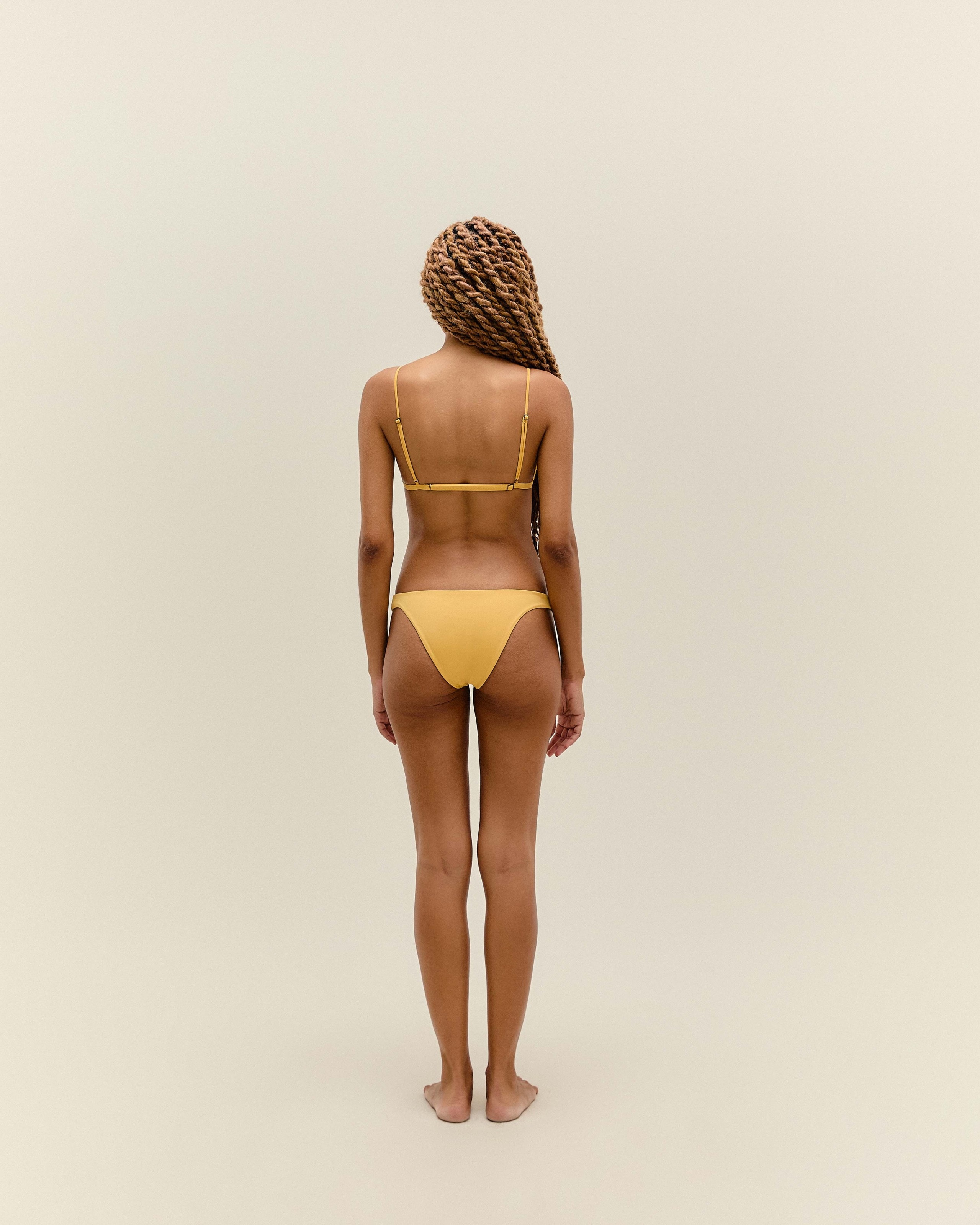 Calcinha Basic Fina Amarelo Feixe