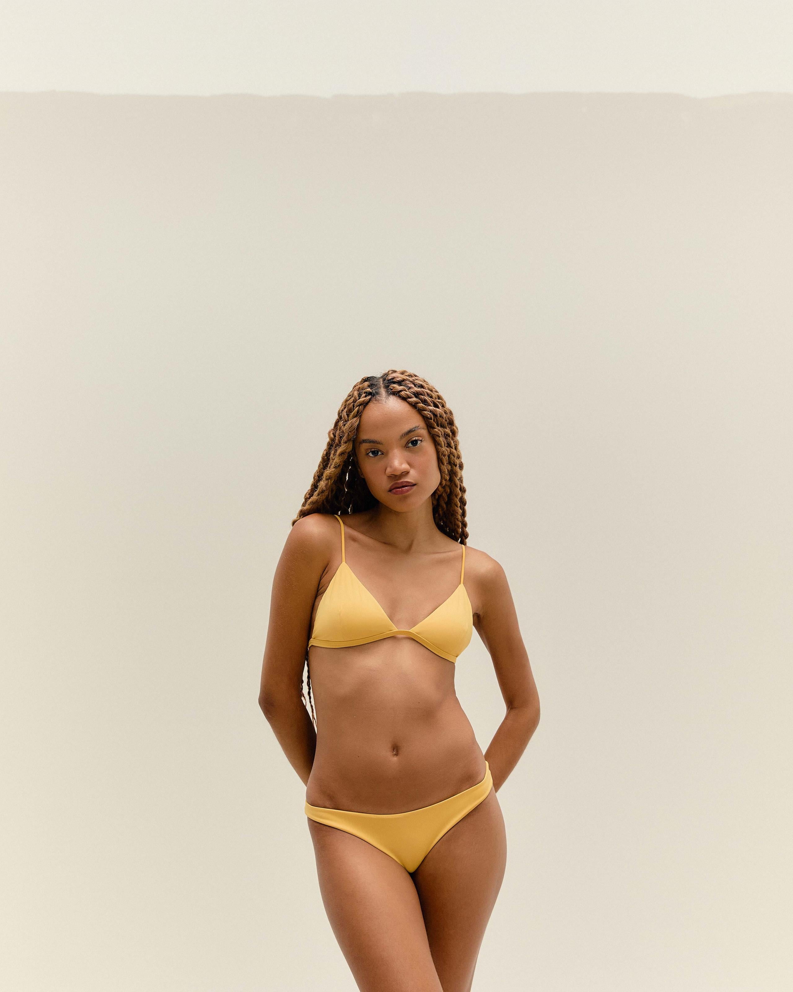 Calcinha Basic Fina Amarelo Feixe