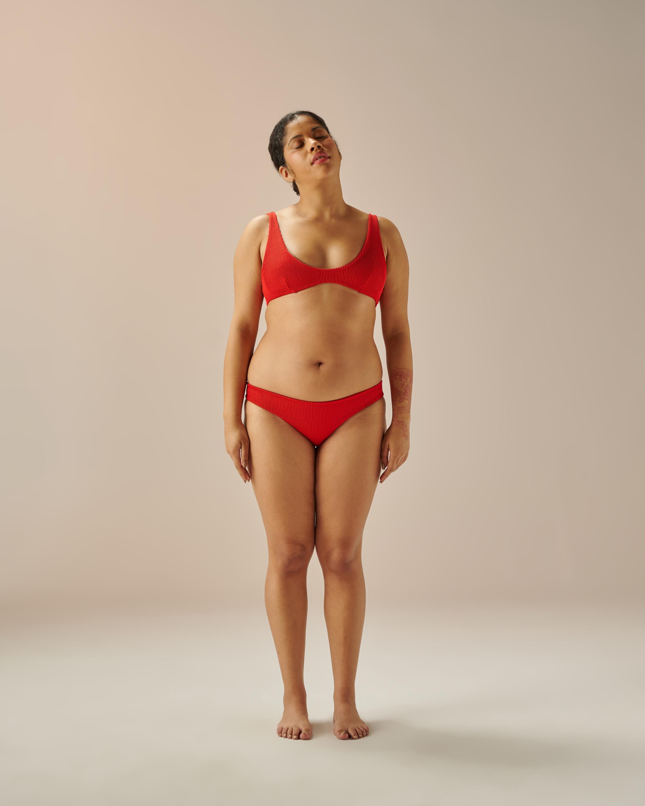 Calcinha Basic Nervura Vermelho Desvio