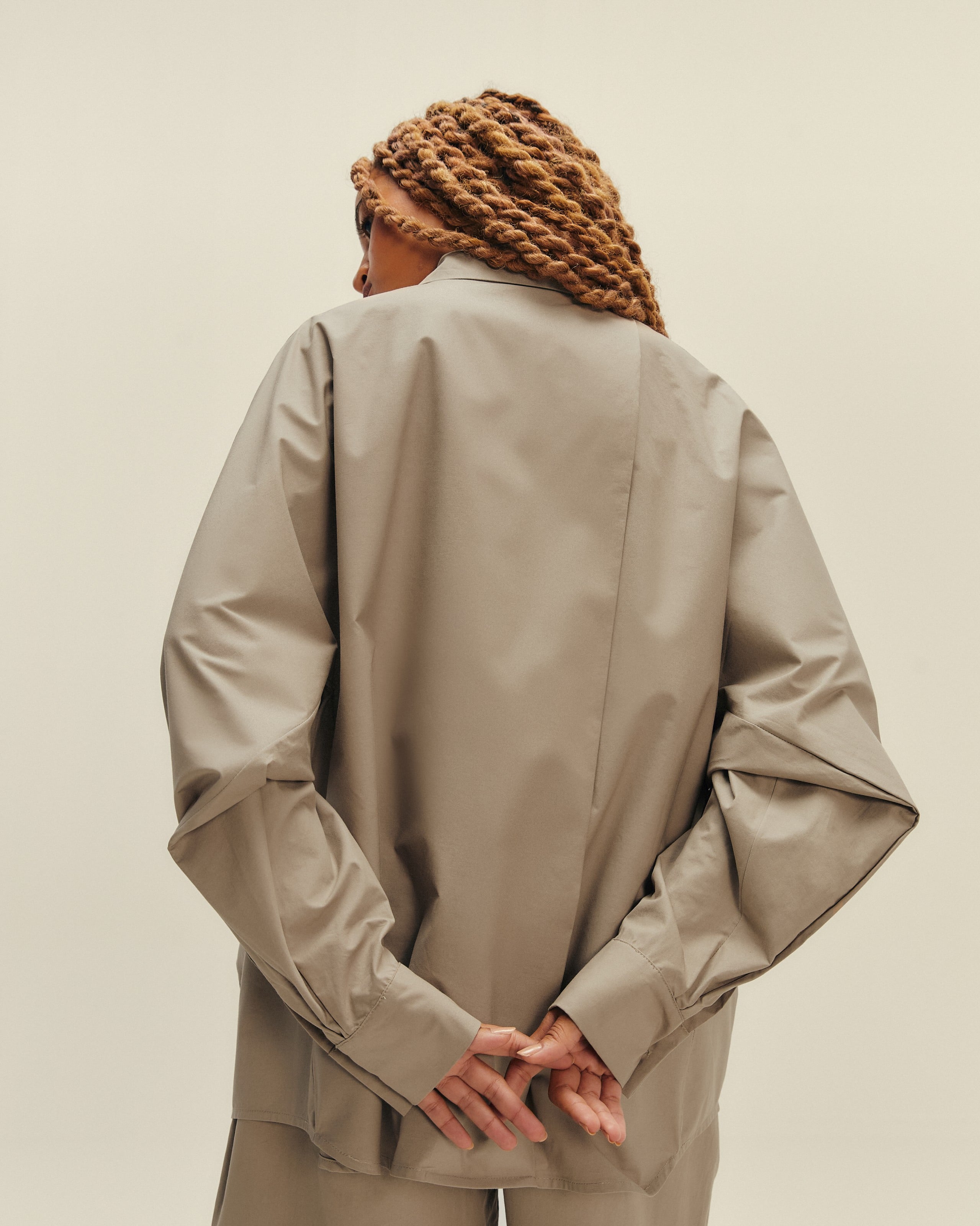 Camisa Oversized Cinza Argila