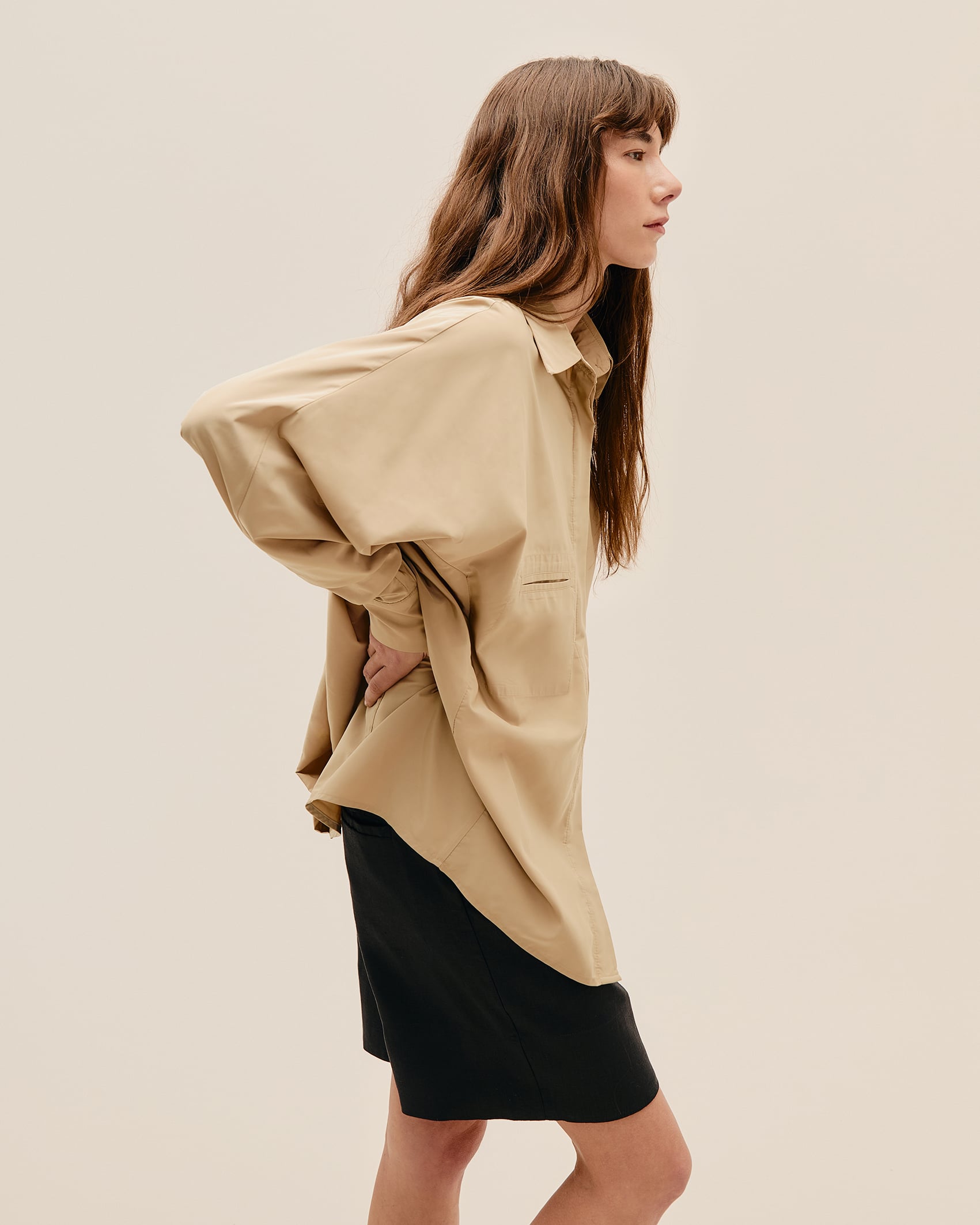 Camisa Oversized Nylon Bege Satu