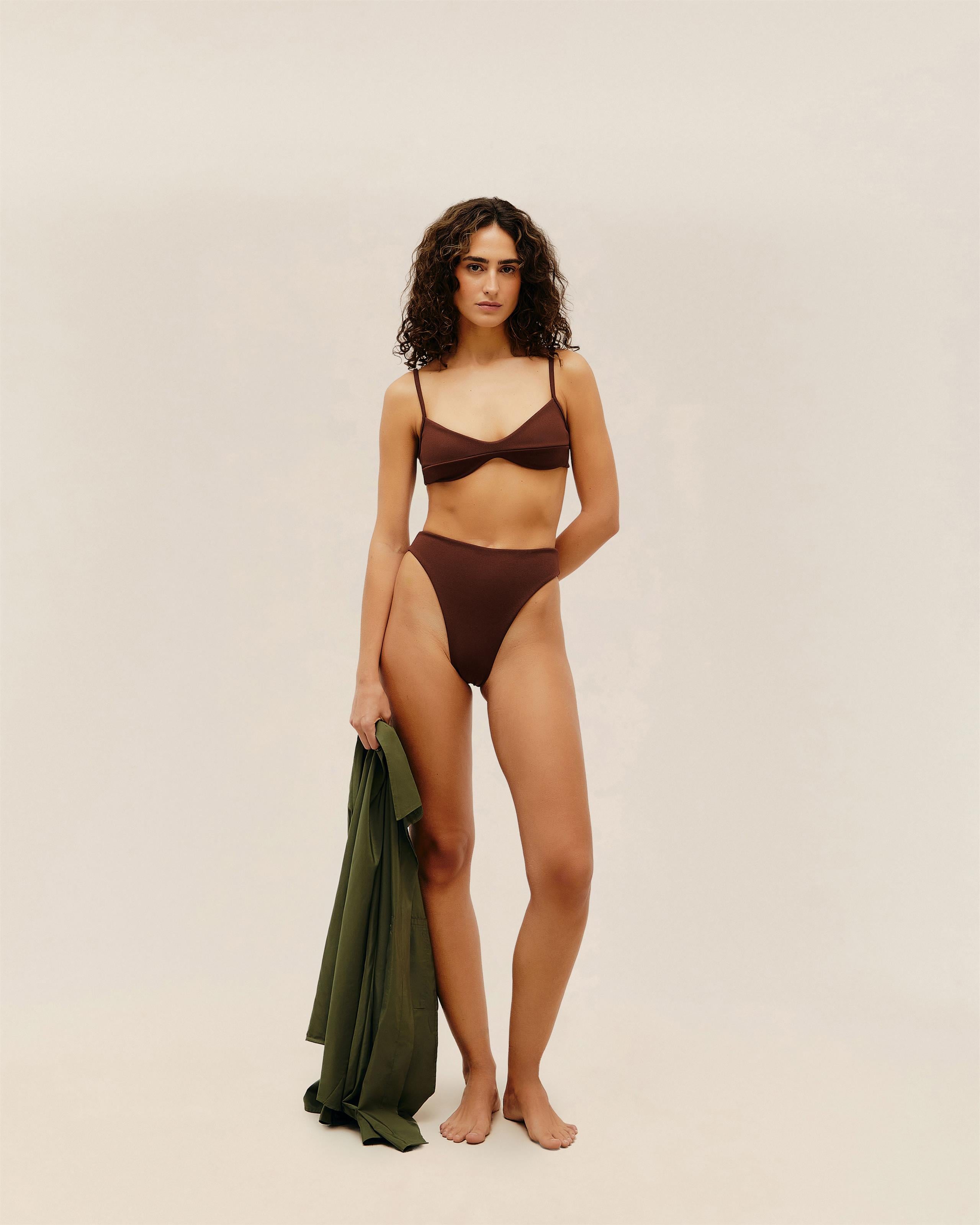 Hotpants Mah Crepe Marrom Cohiba