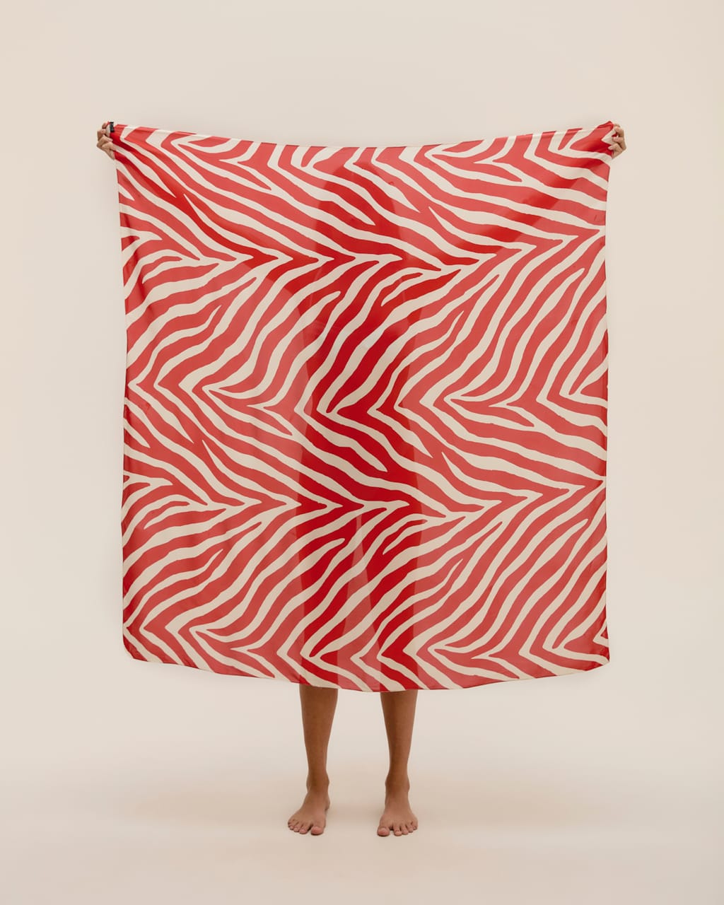 Lenço Estampado Zebra Diagonal Vermelha