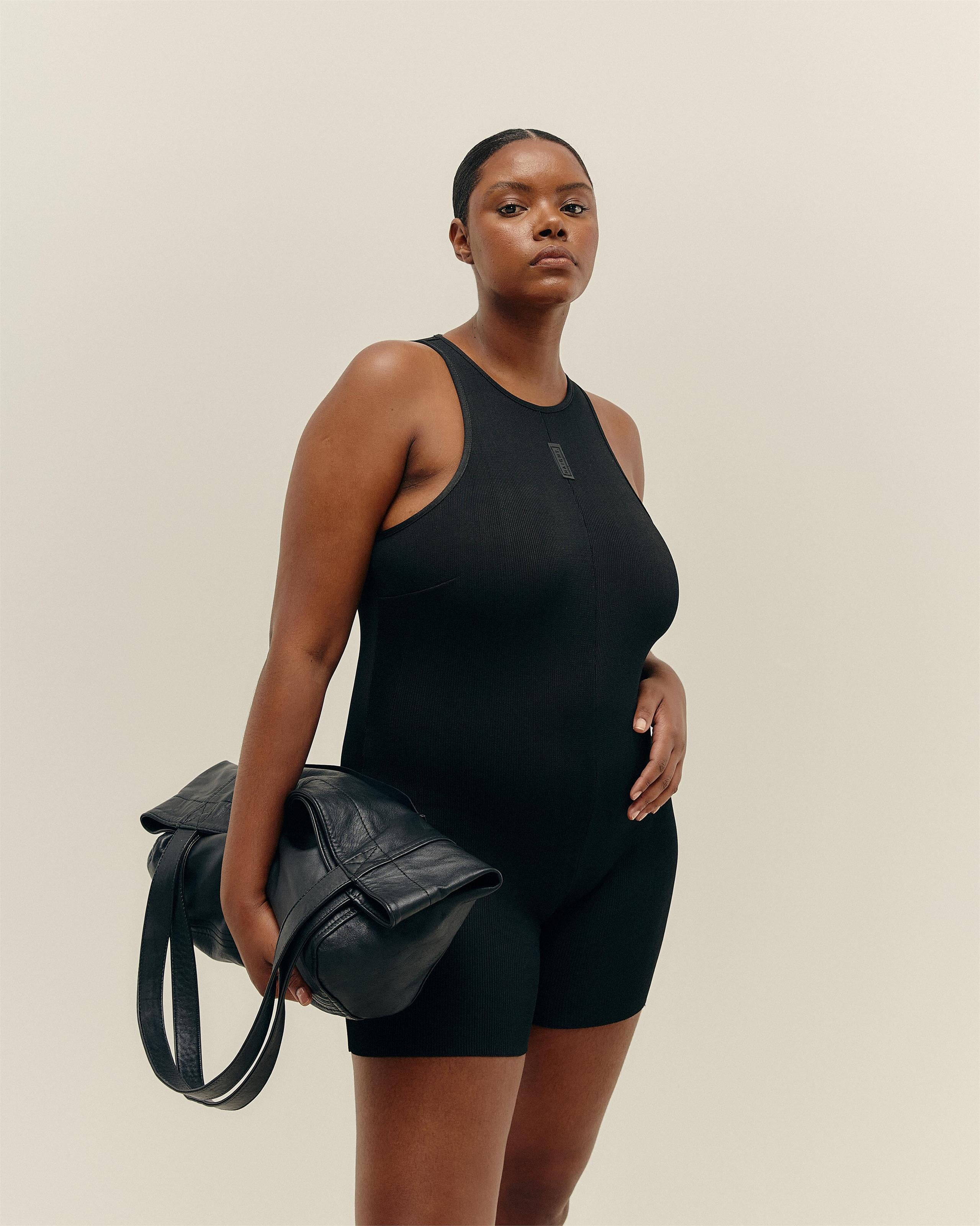 Macaquinho Mari Tricot Preto