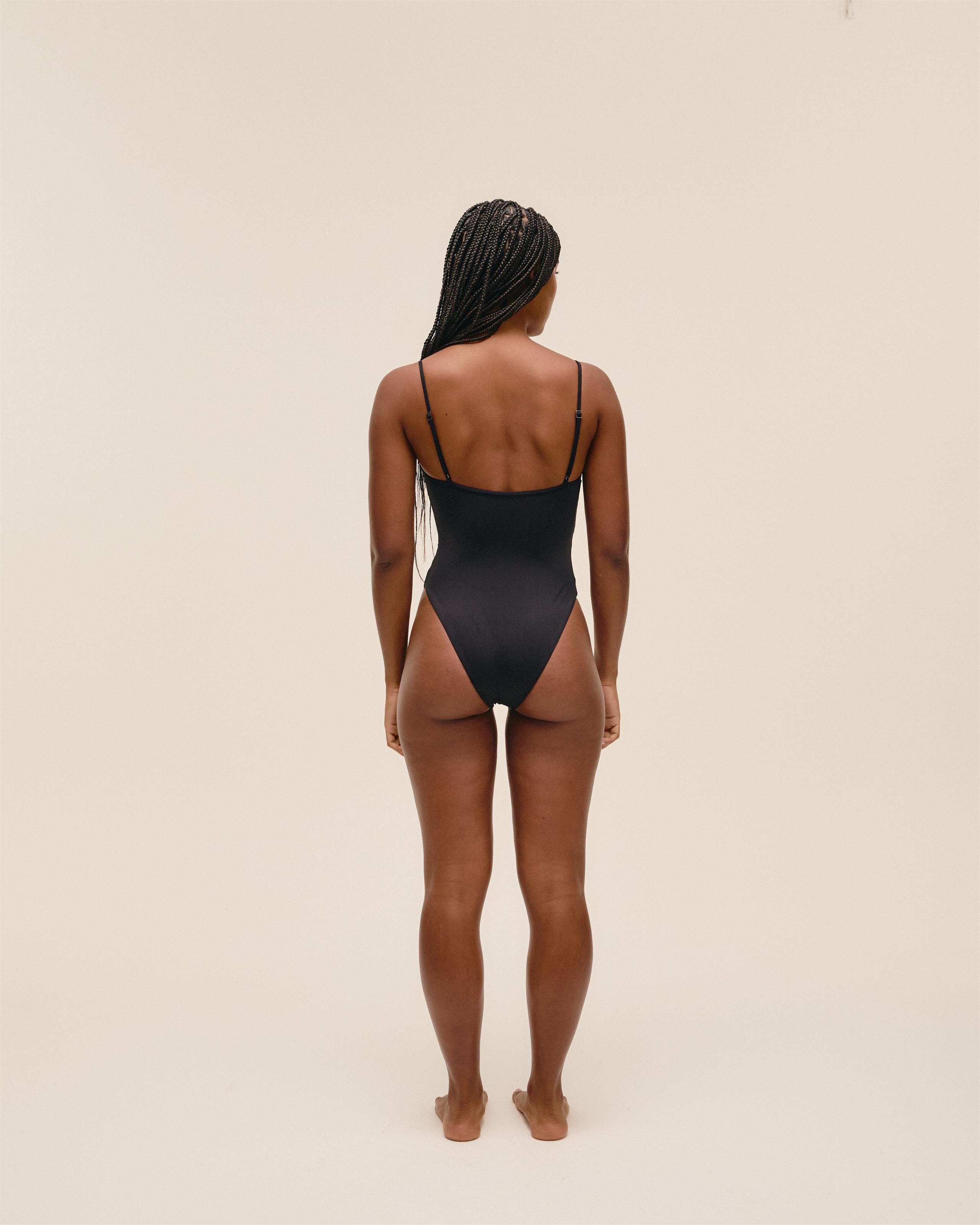 Maiô Agatha Preto
