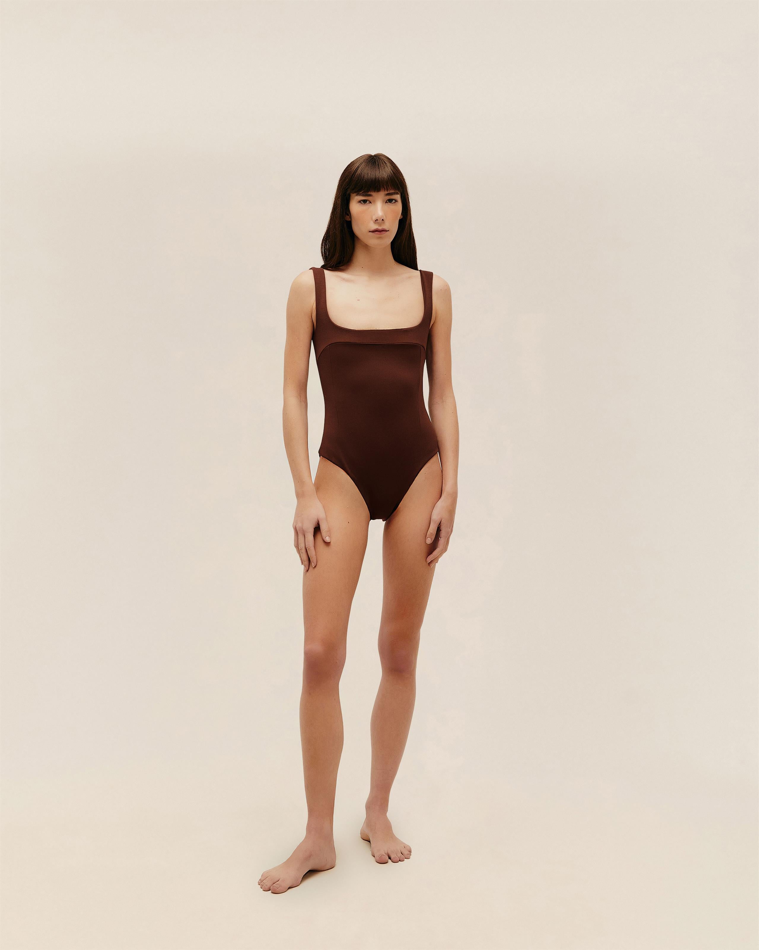 Maiô Gabi Crepe Marrom Cohiba