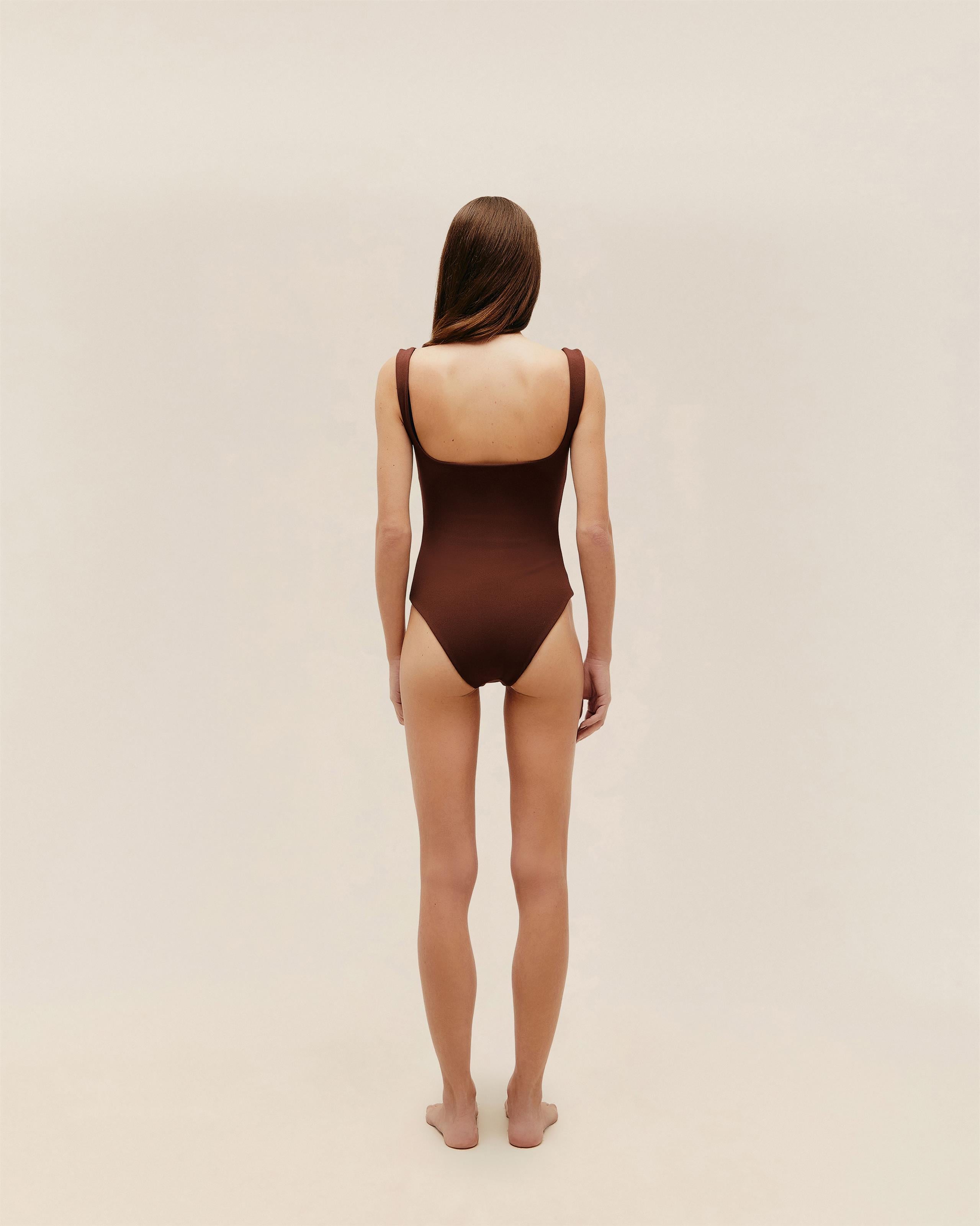 Maiô Gabi Crepe Marrom Cohiba