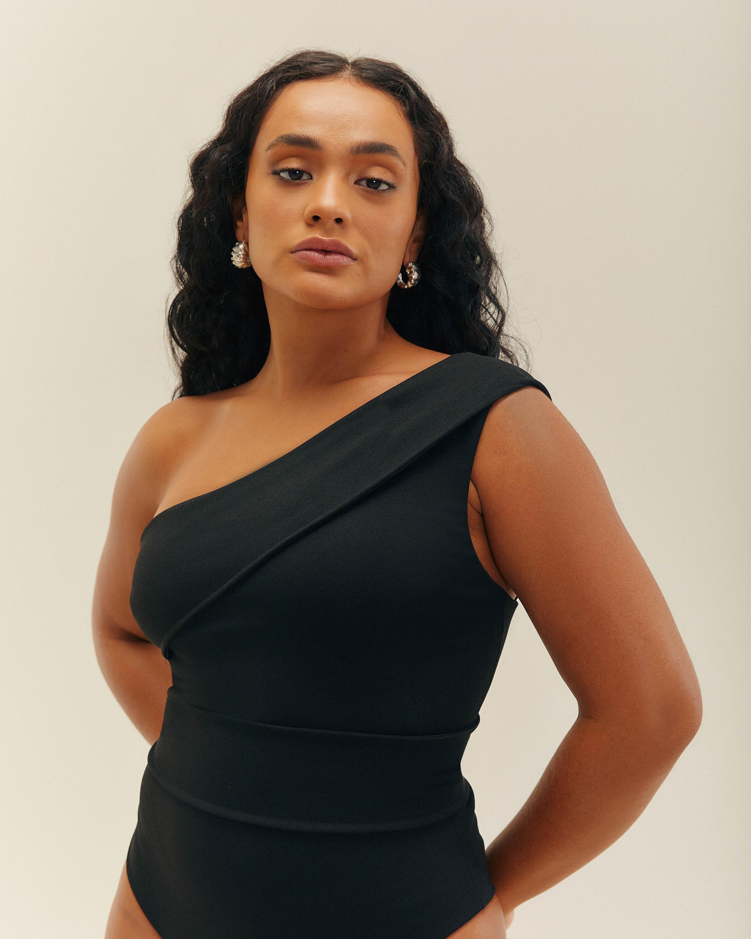 Maiô Maria Crepe Preto