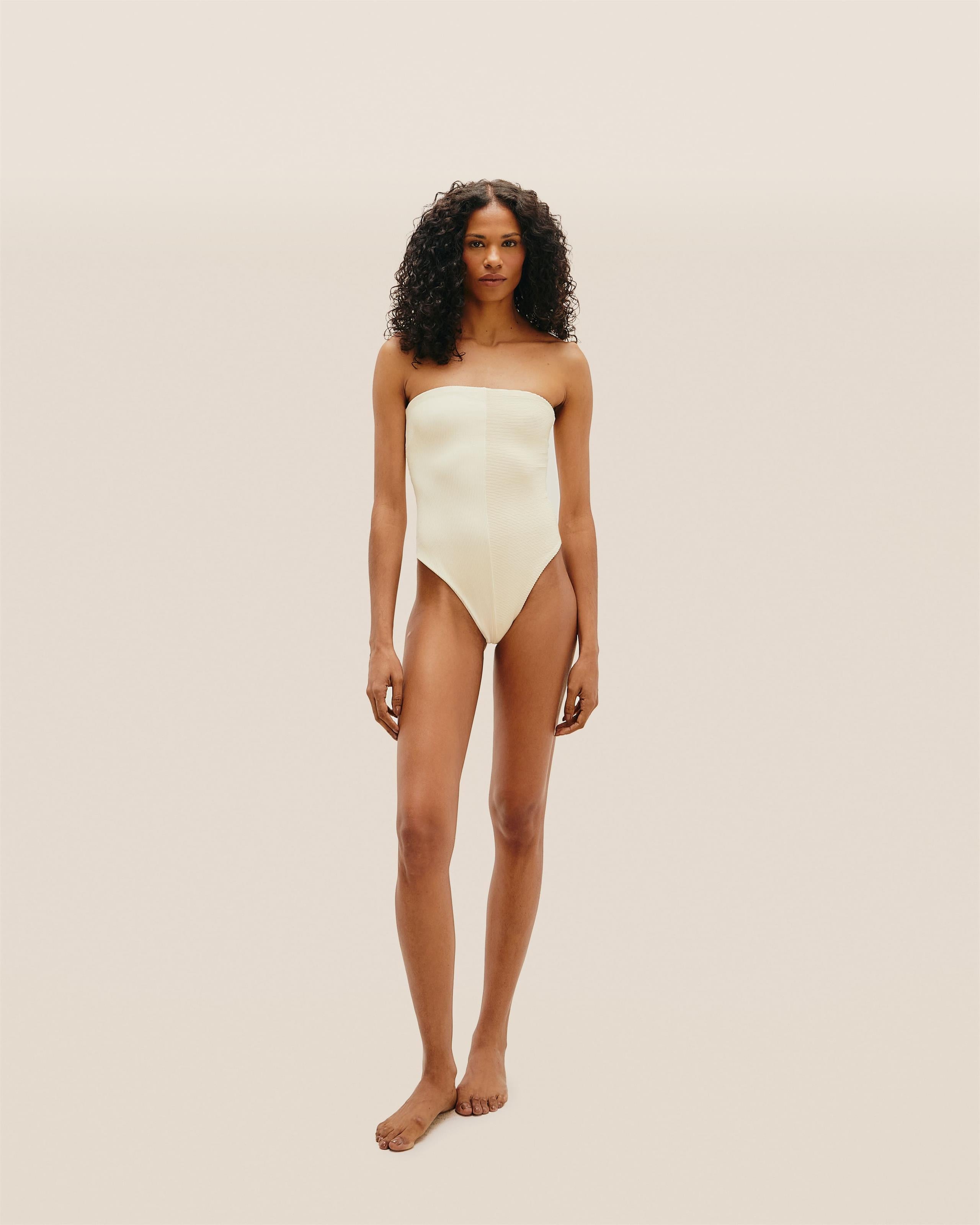 Maiô Nico Nervura Argila Branca