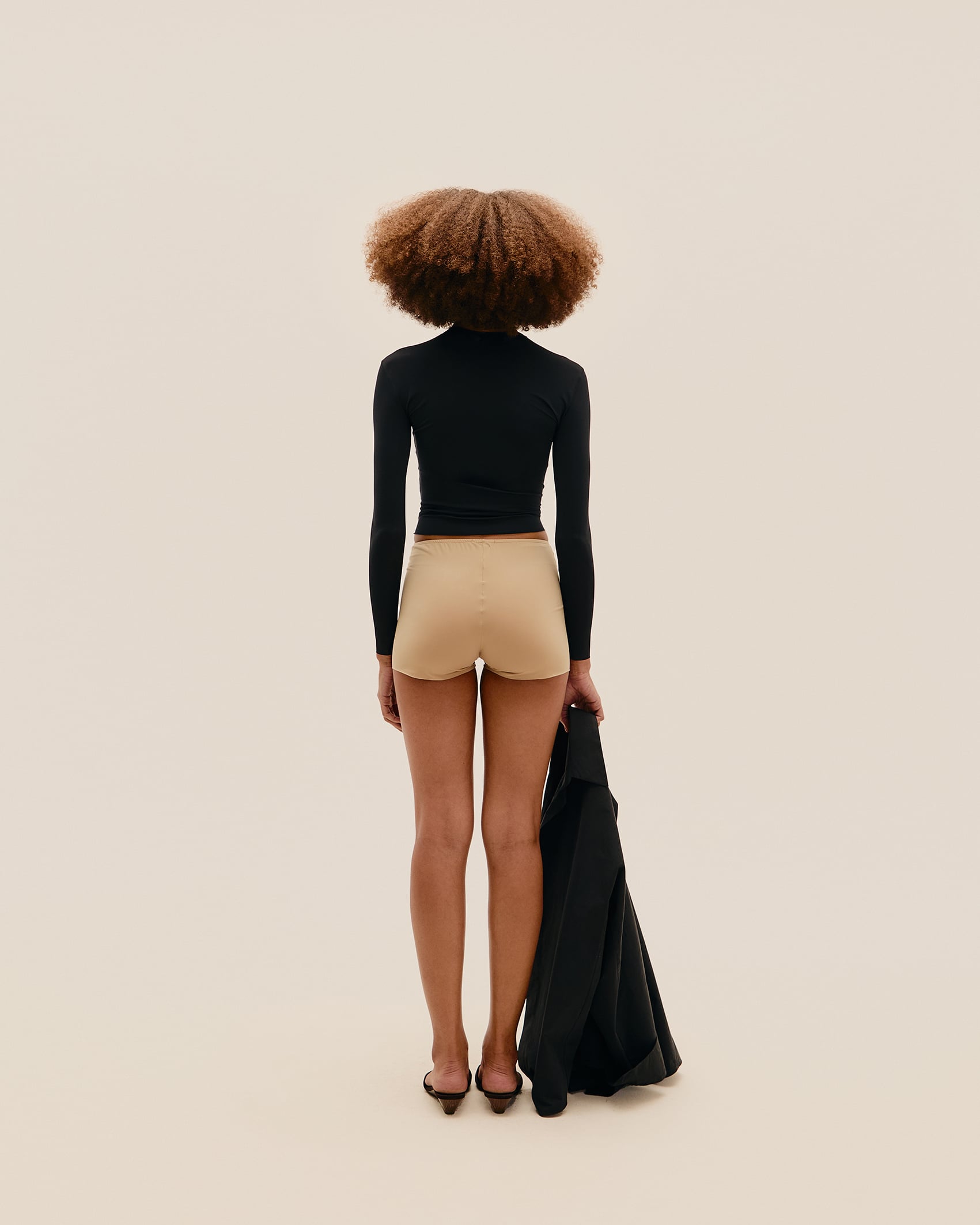 Mini Short a Fio Bege Satu