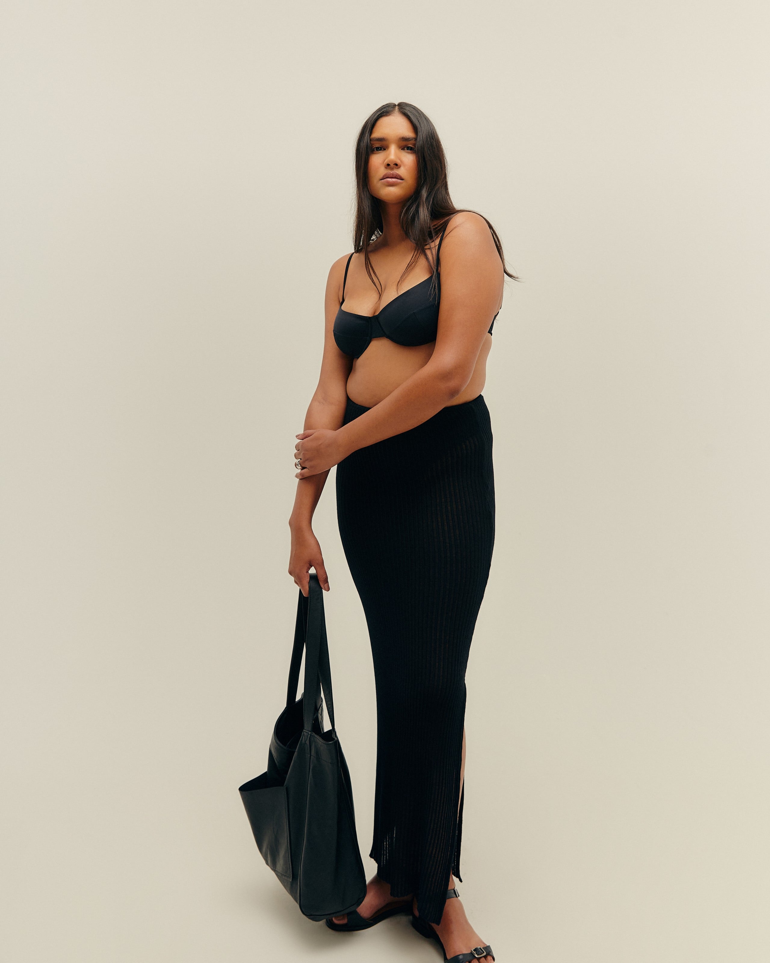 Saia Mah Tricot Preto