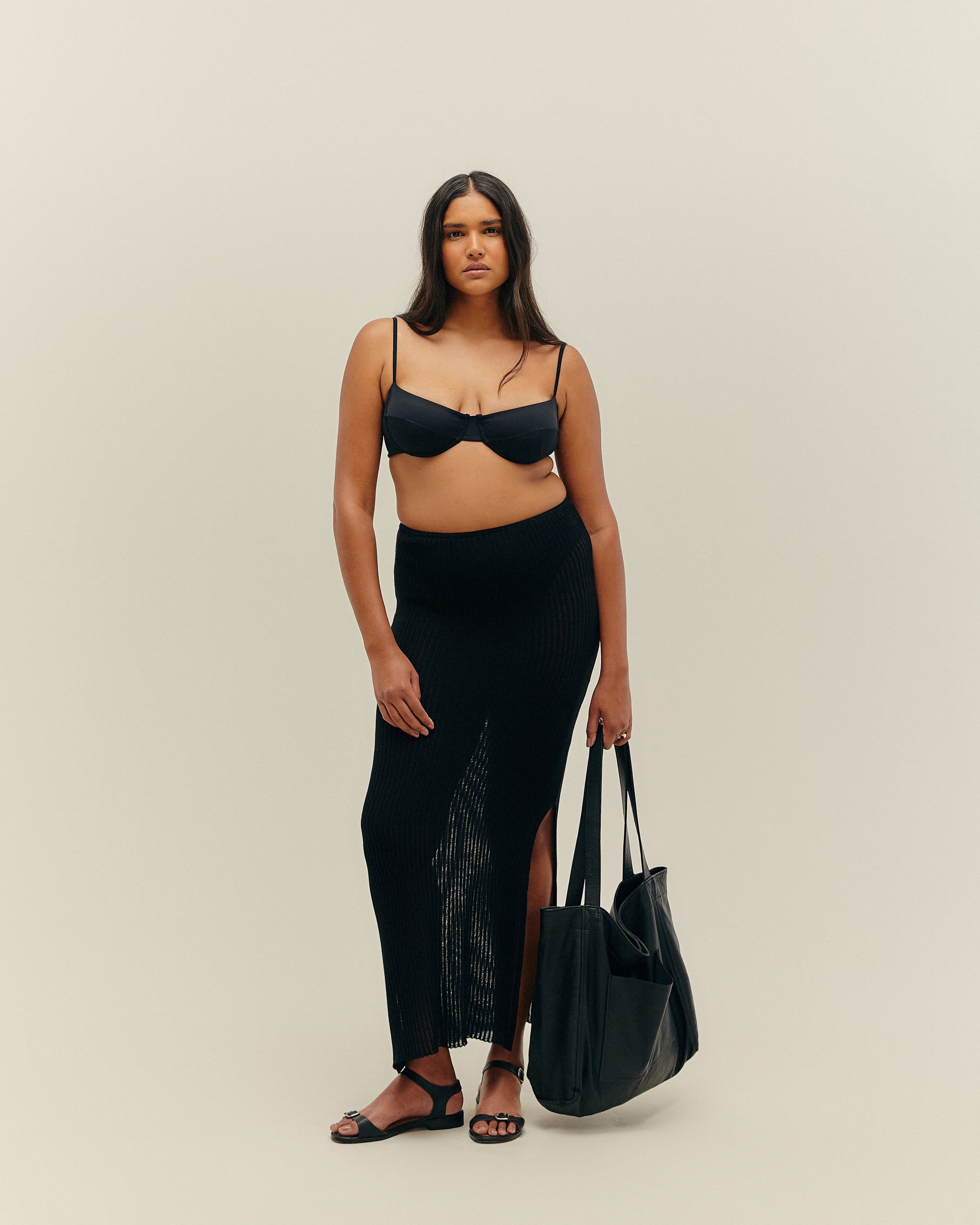 Saia Mah Tricot Preto