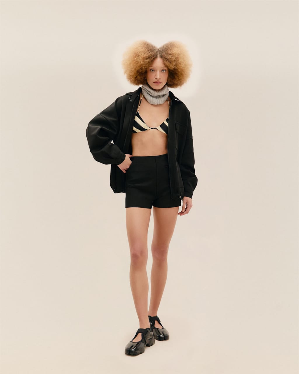 Short Coucou Tricot Preto