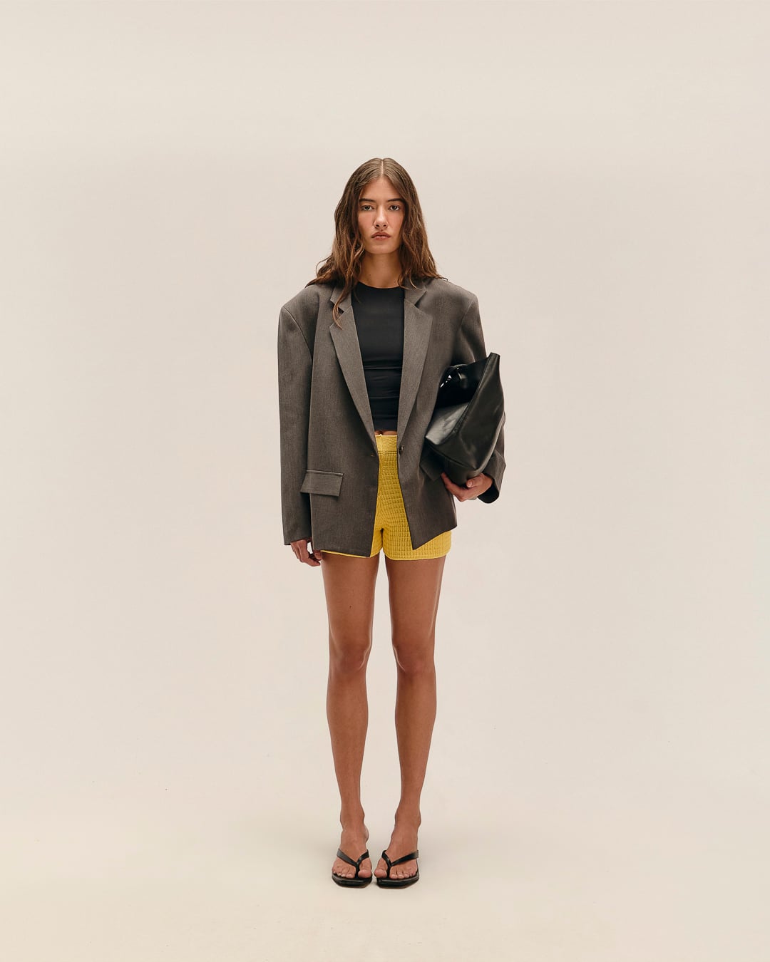 Short Lou Tricot Amarelo Feixe