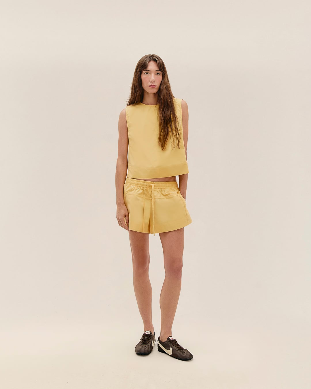 Short Niko Amarelo Feixe