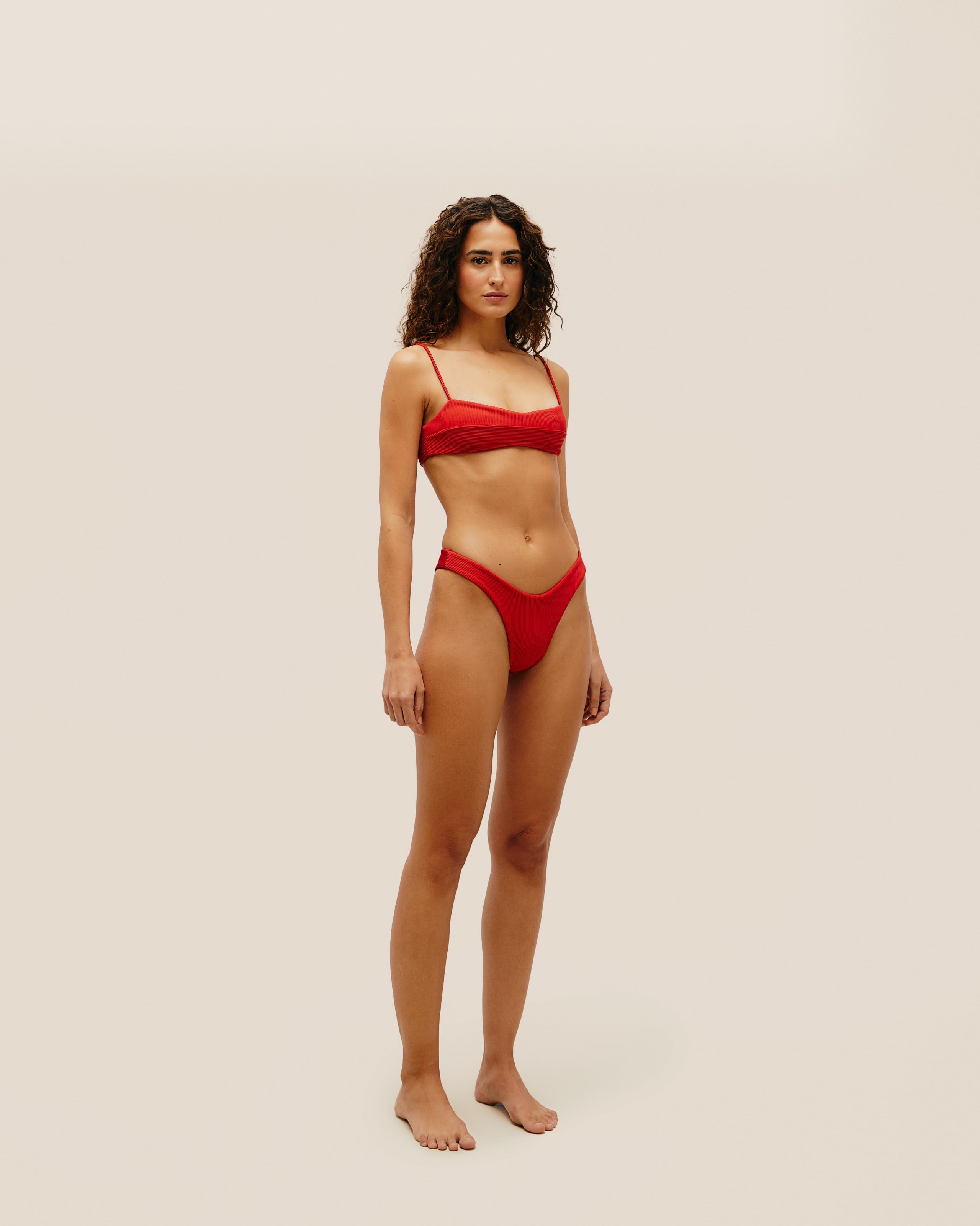 Top Agatha Nervura Vermelho Desvio