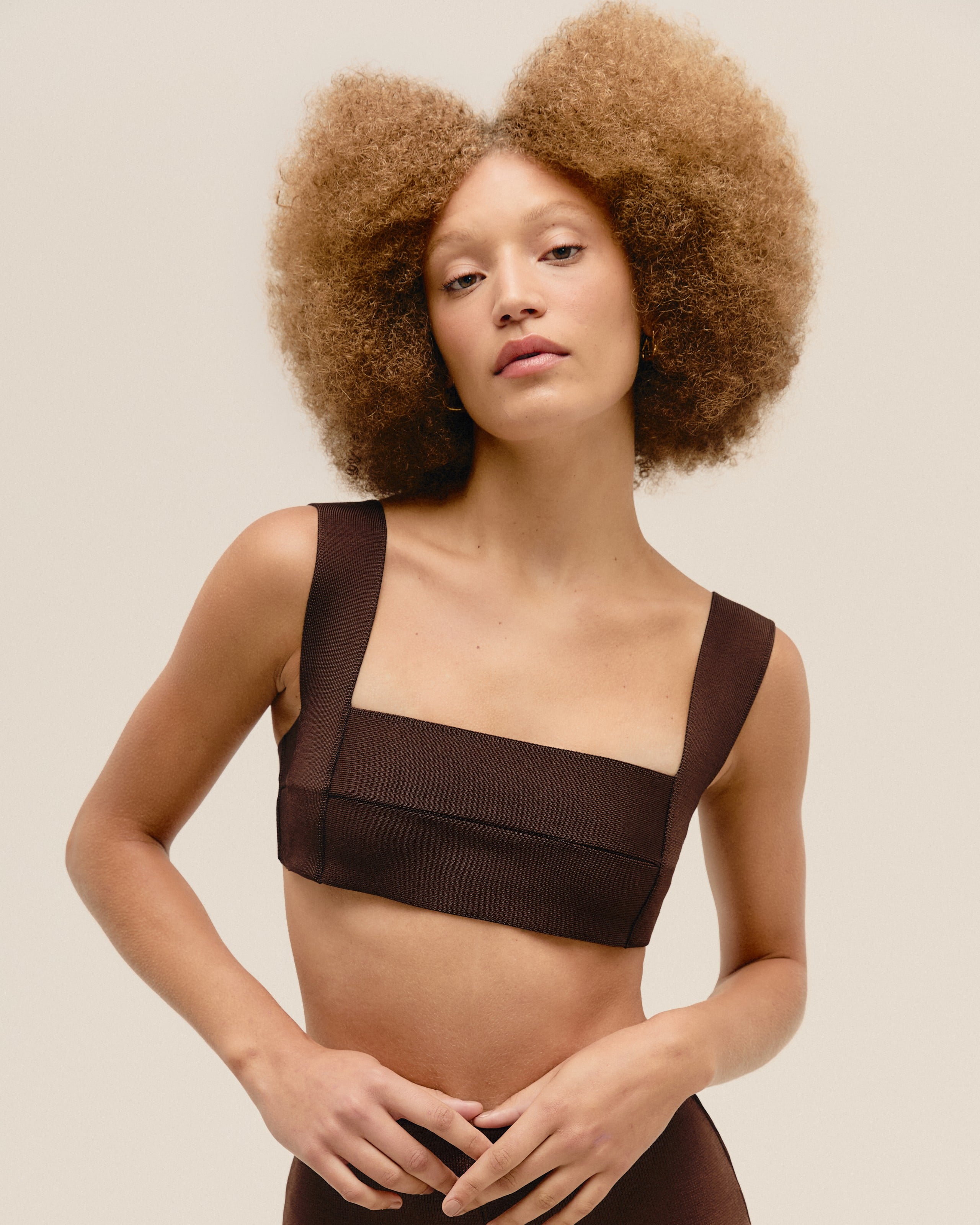 Top Alça Larga Tricot Marrom Brauna