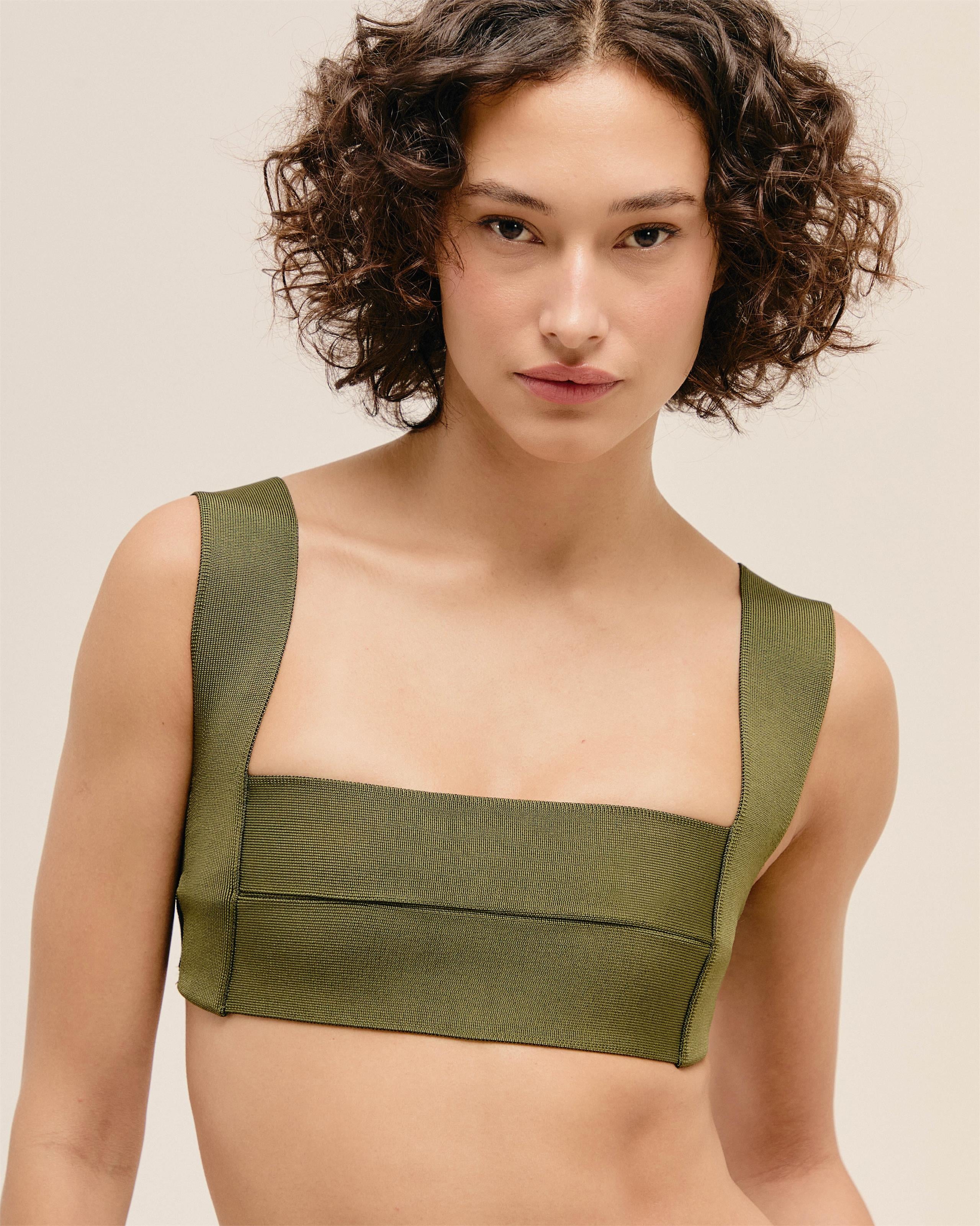 Top Alça Larga Tricot Verde Oliva