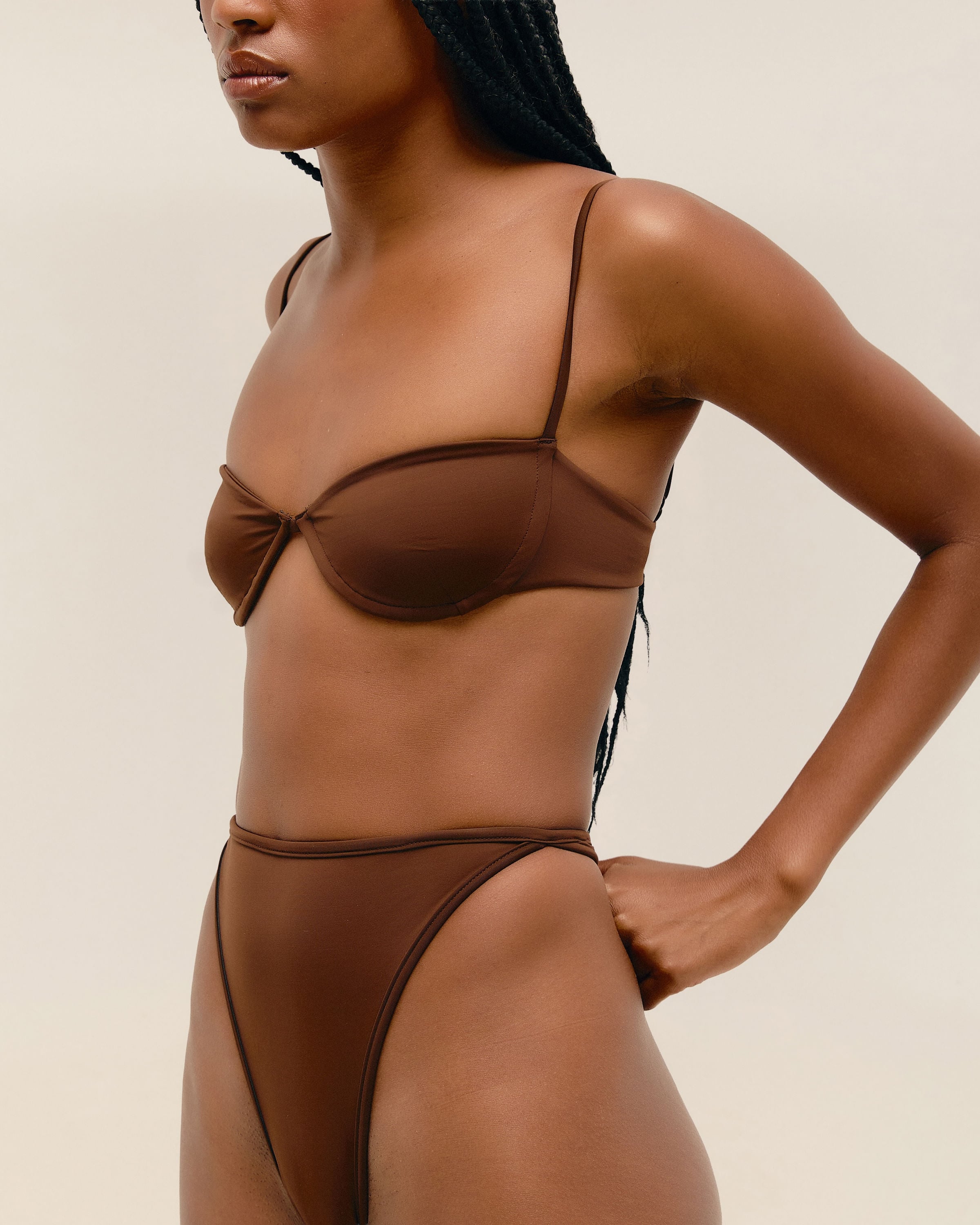 Top Ella Marrom Brauna