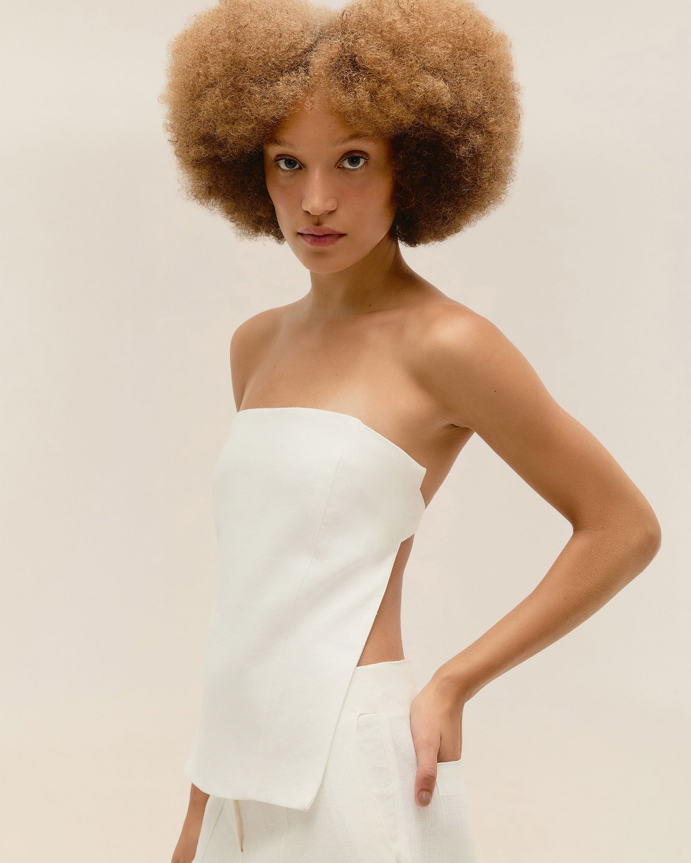 Top Sem Alça Linho Off-White