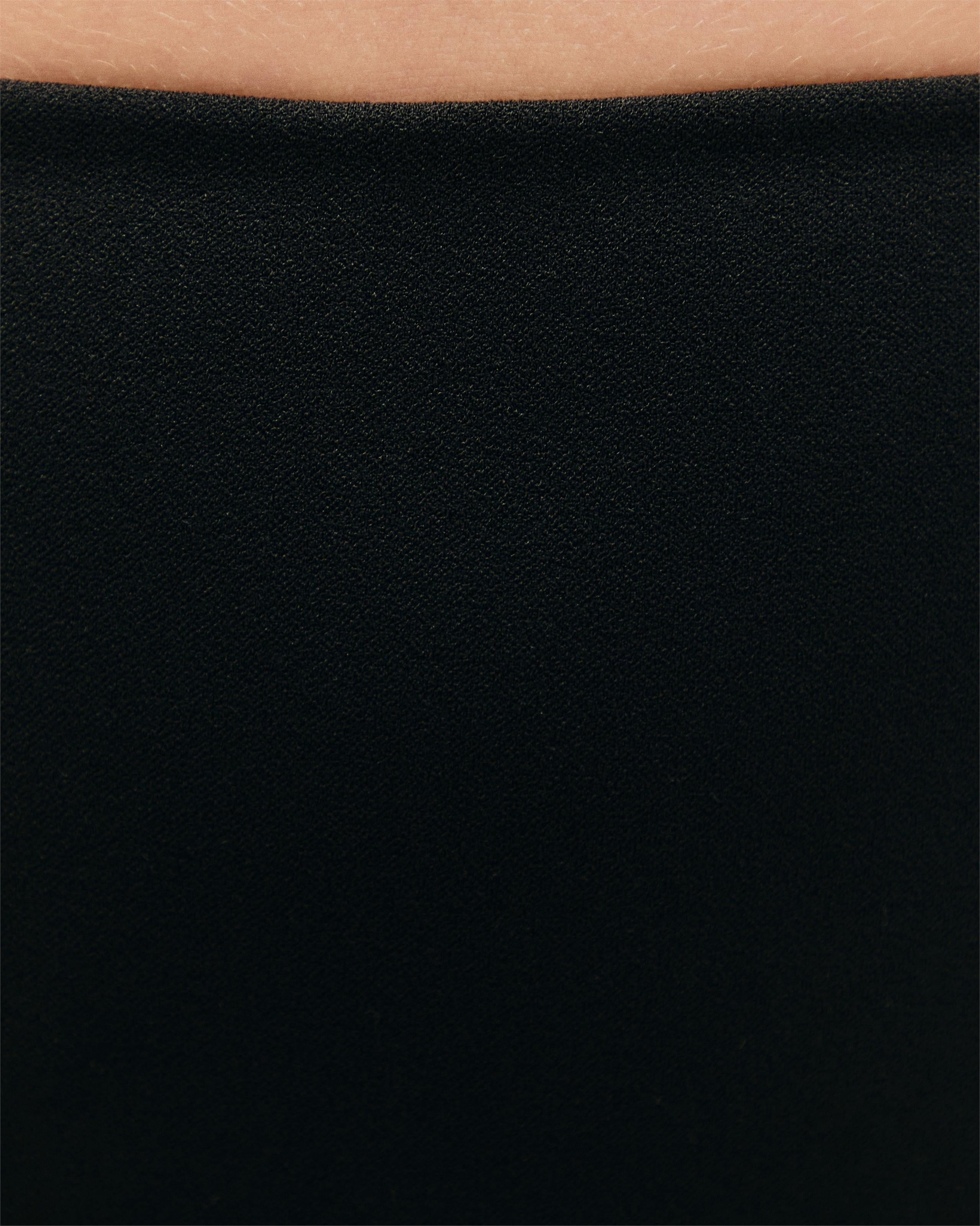Top Vitoria Crepe Preto