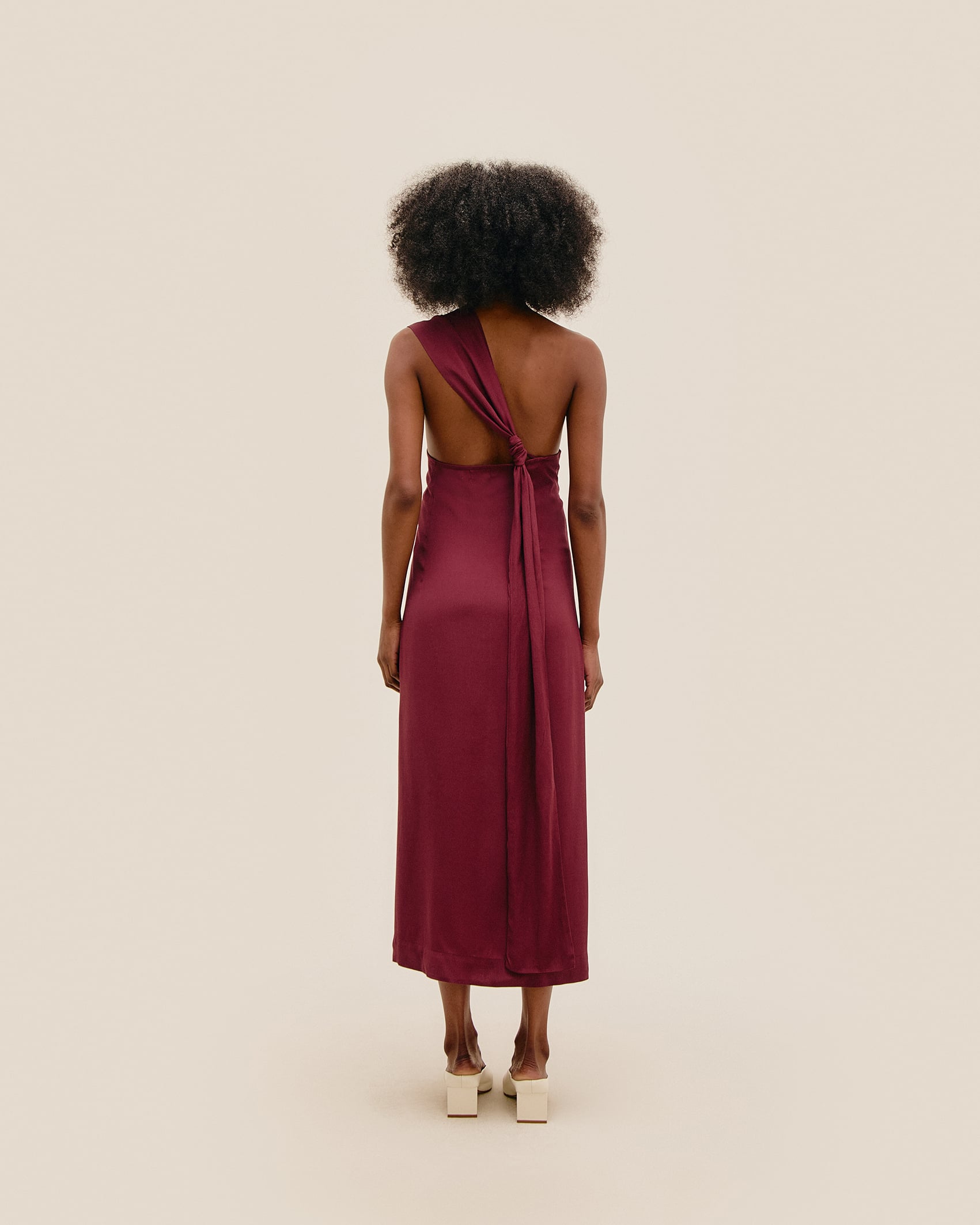 Vestido Angelina Vinho Marsala
