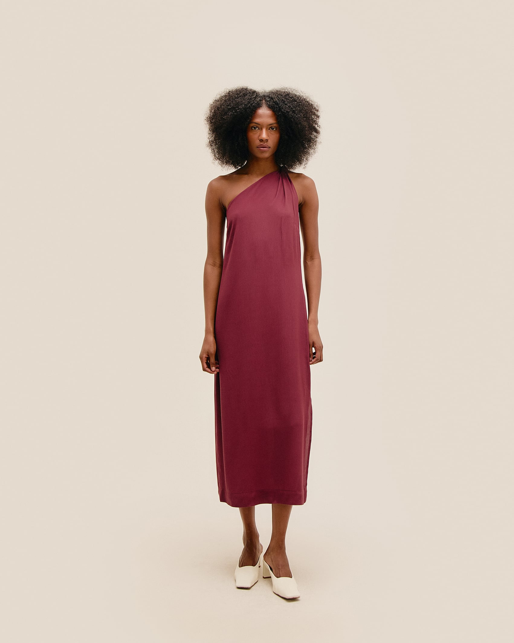 Vestido Angelina Vinho Marsala