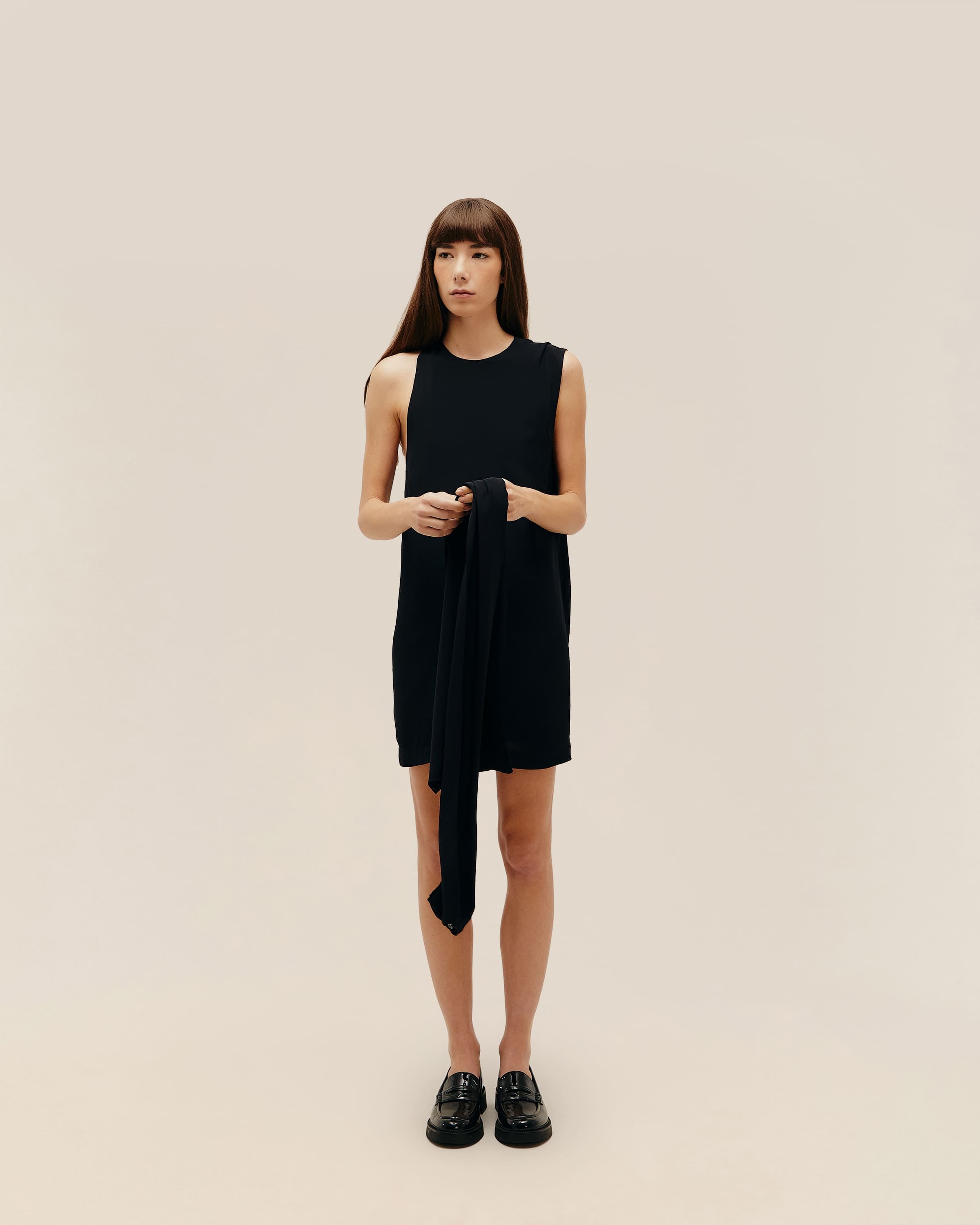 Vestido Assimetrico Preto