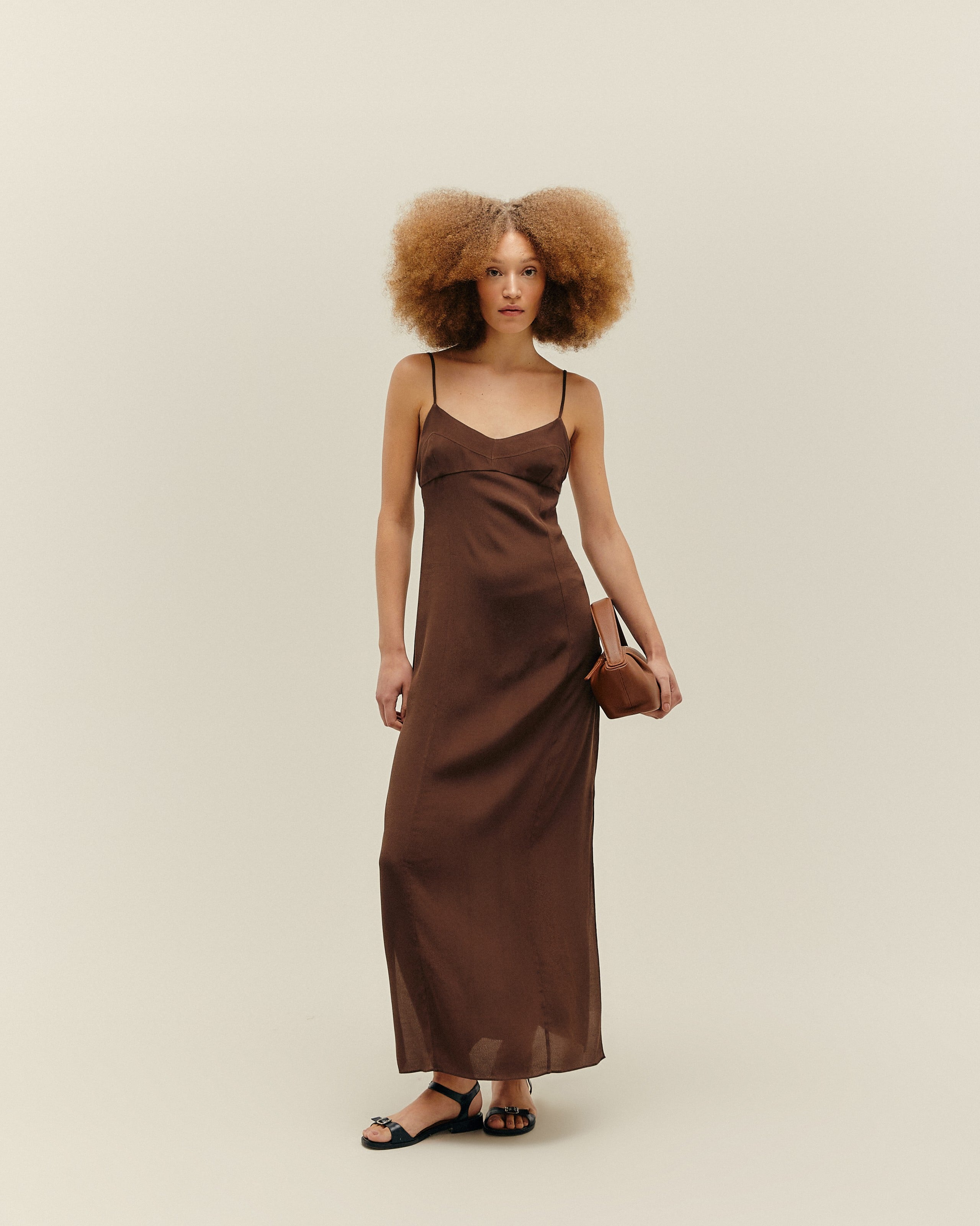 Vestido Beca Marrom Brauna