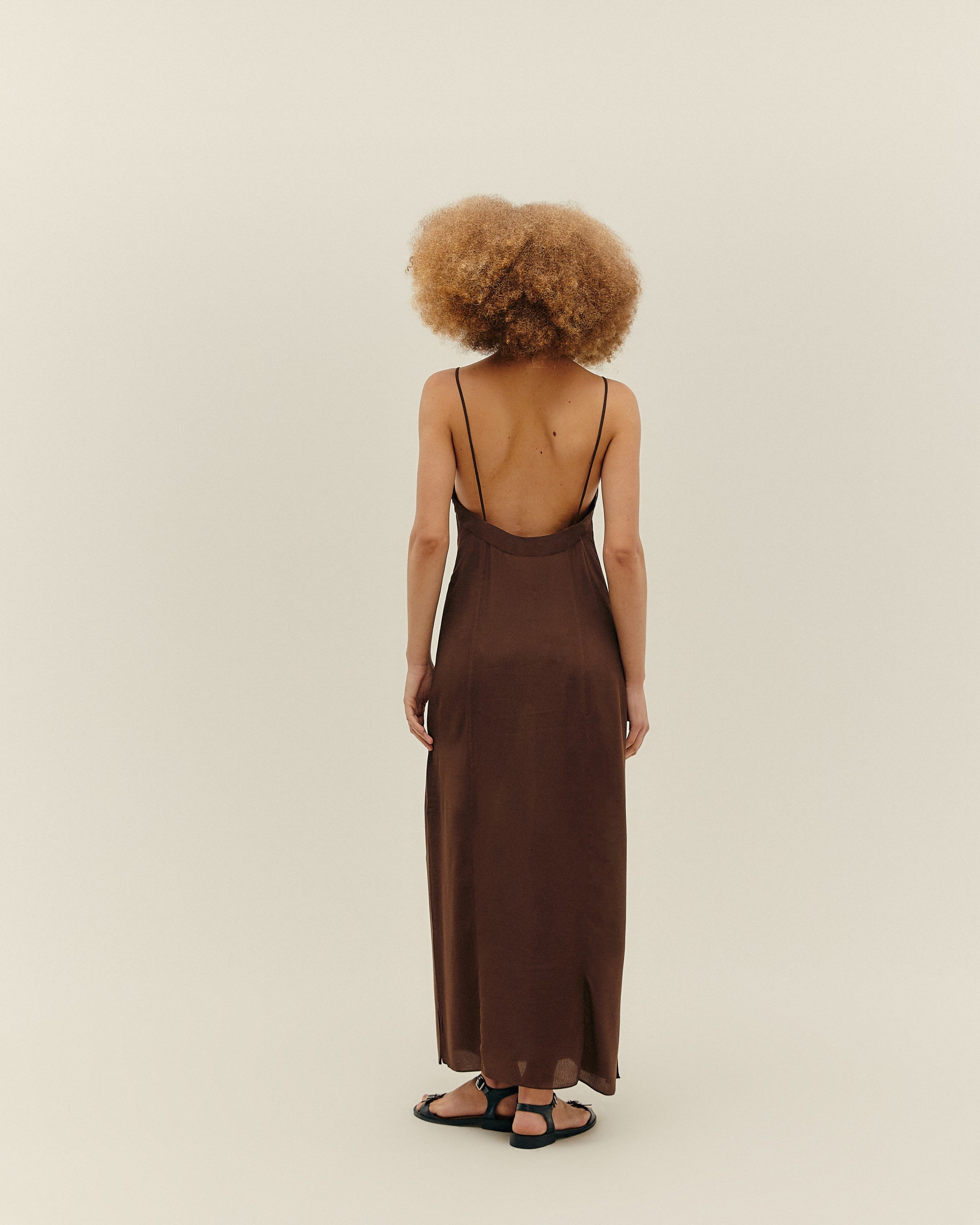 Vestido Beca Marrom Brauna