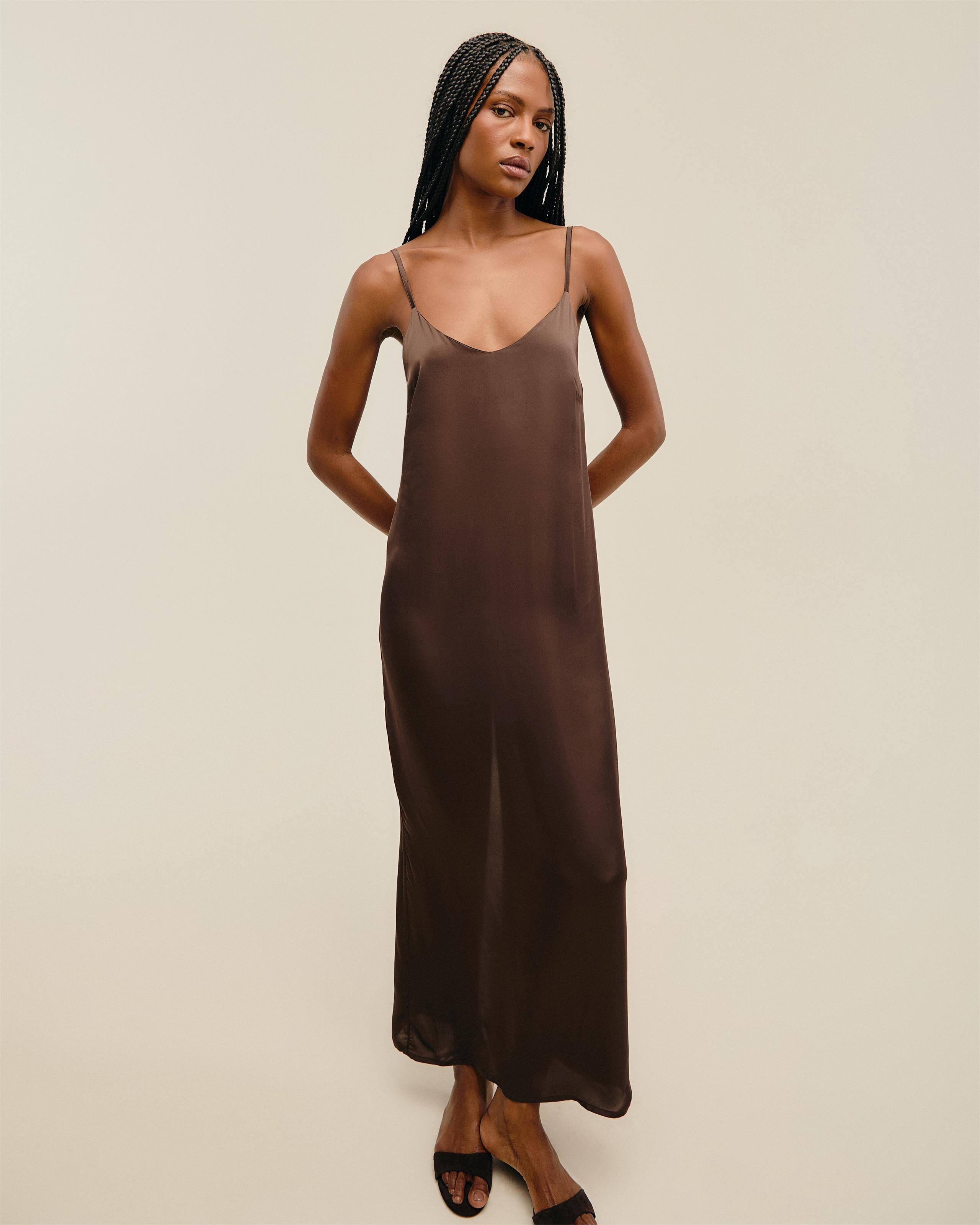 Vestido Camisola Marrom Brauna