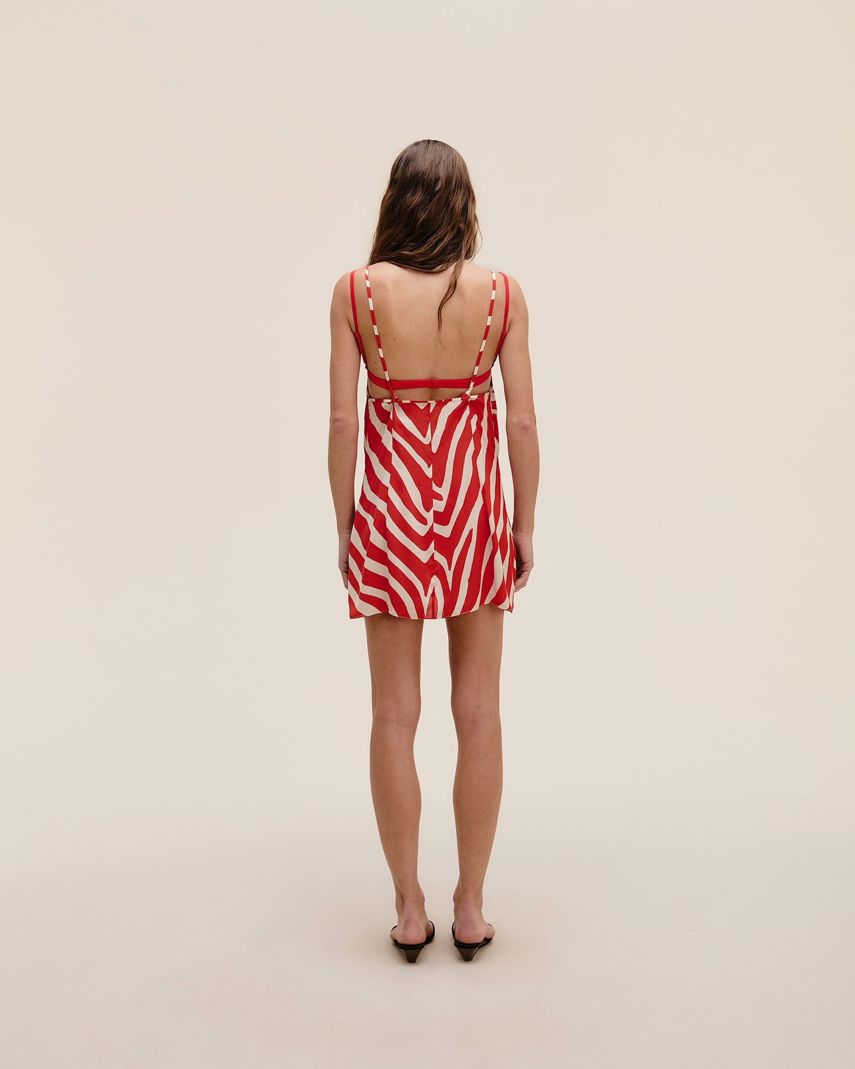 Vestido Camisola Mini Zebra Diagonal Vermelha