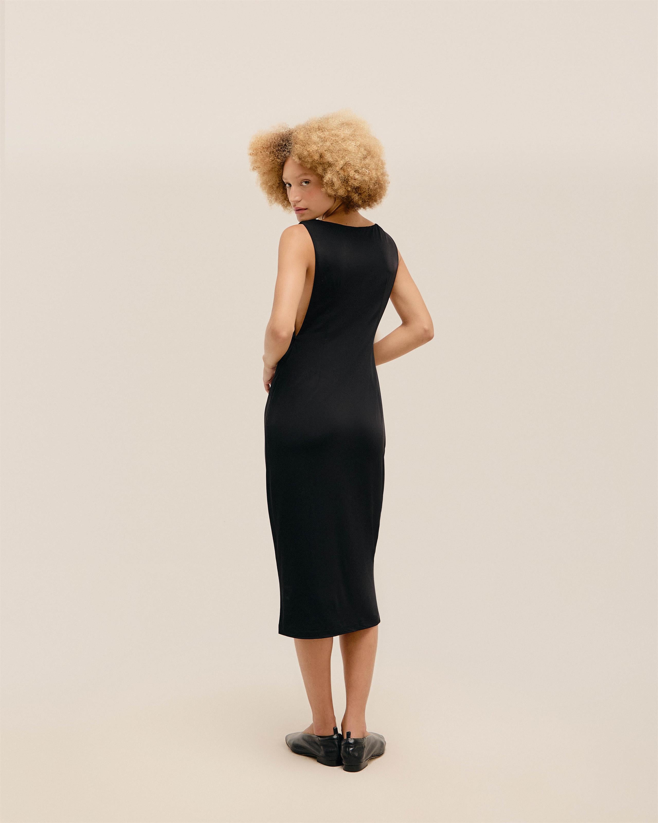 Vestido Cava Preto