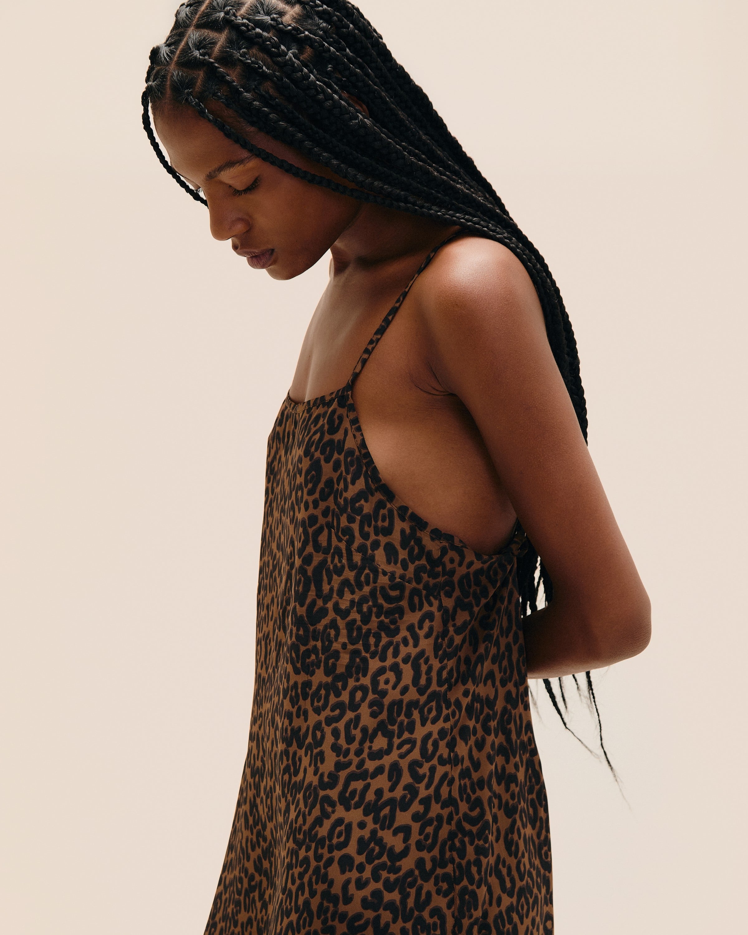 Vestido Clara Estampado Onça Noir