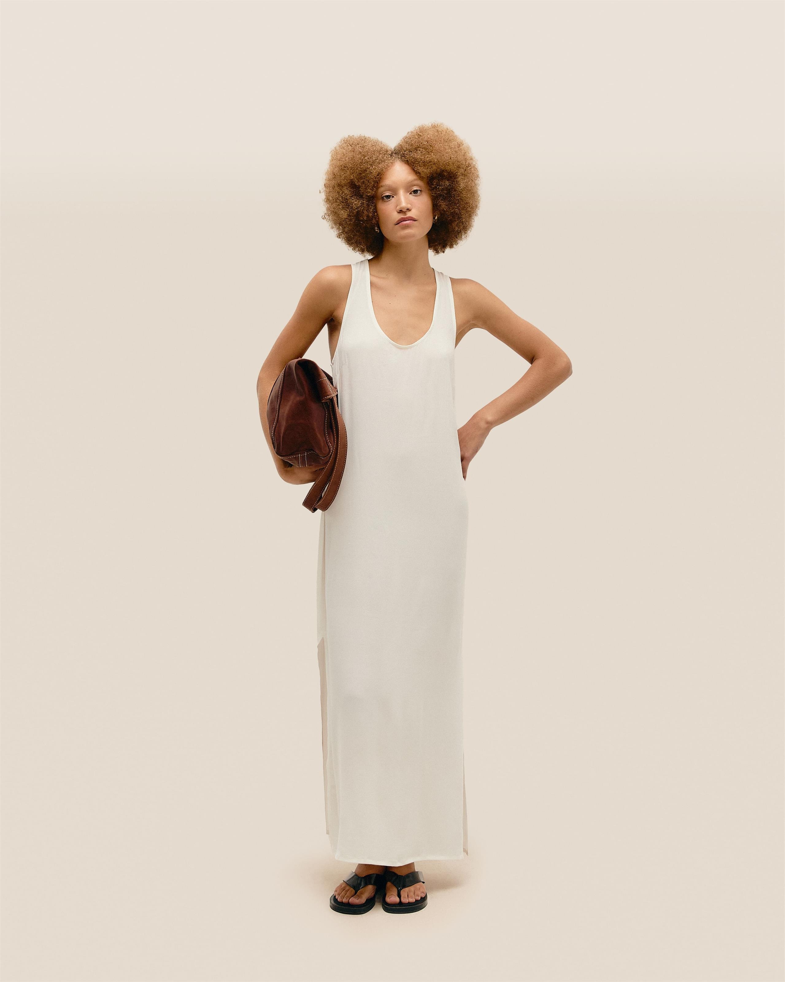 Vestido Decote U Longo Off-White