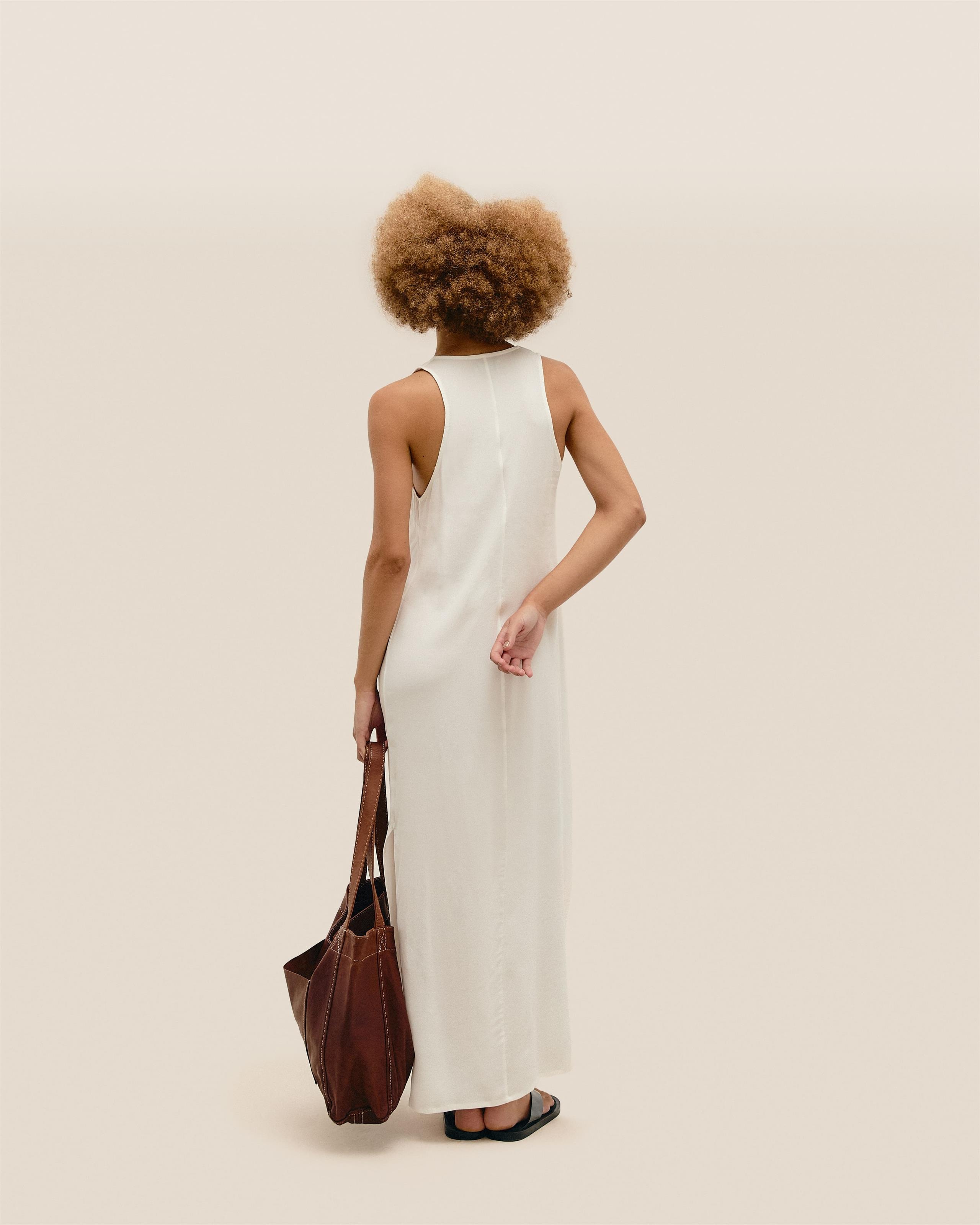 Vestido Decote U Longo Off-White