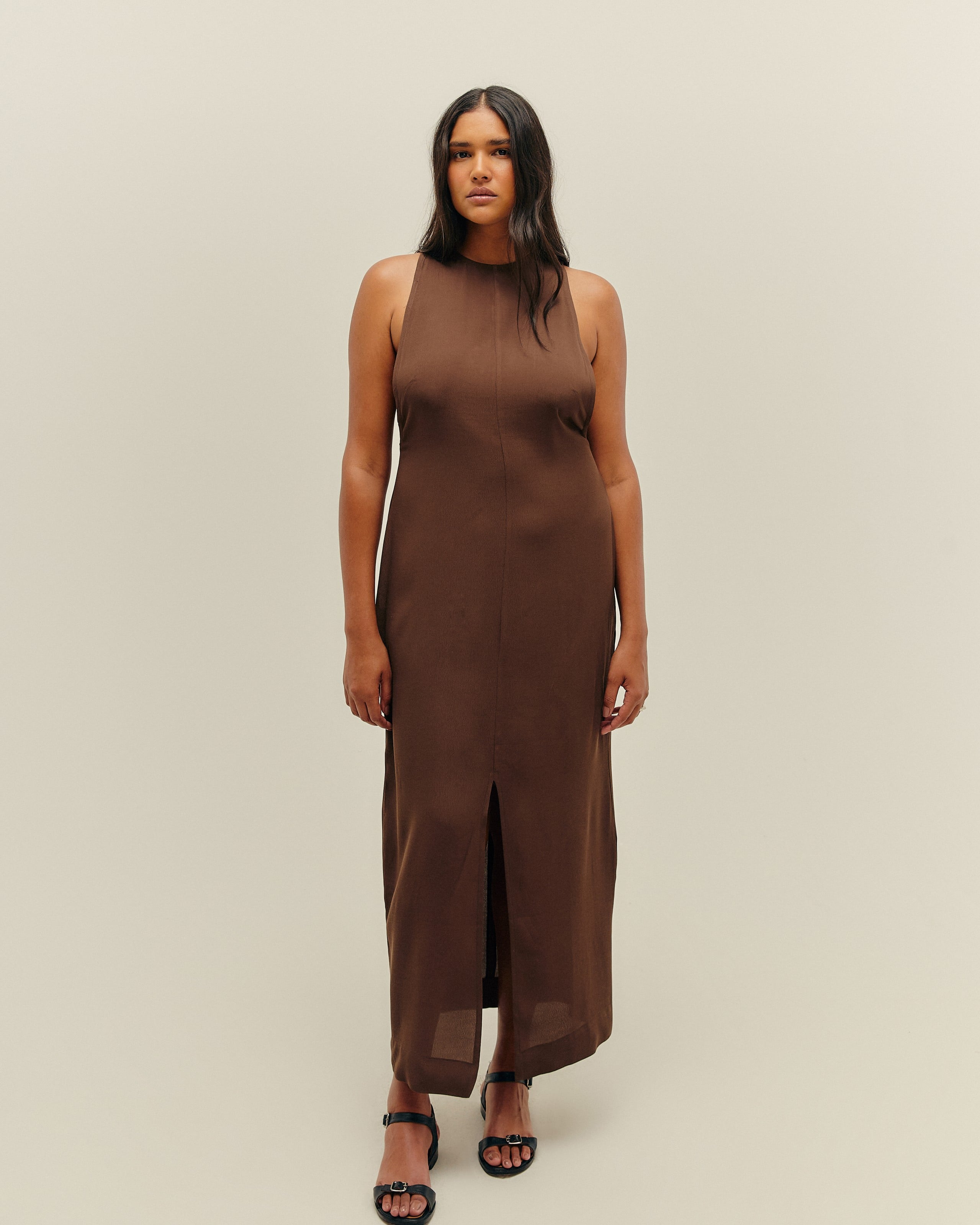 Vestido Fenda Frente Marrom Brauna